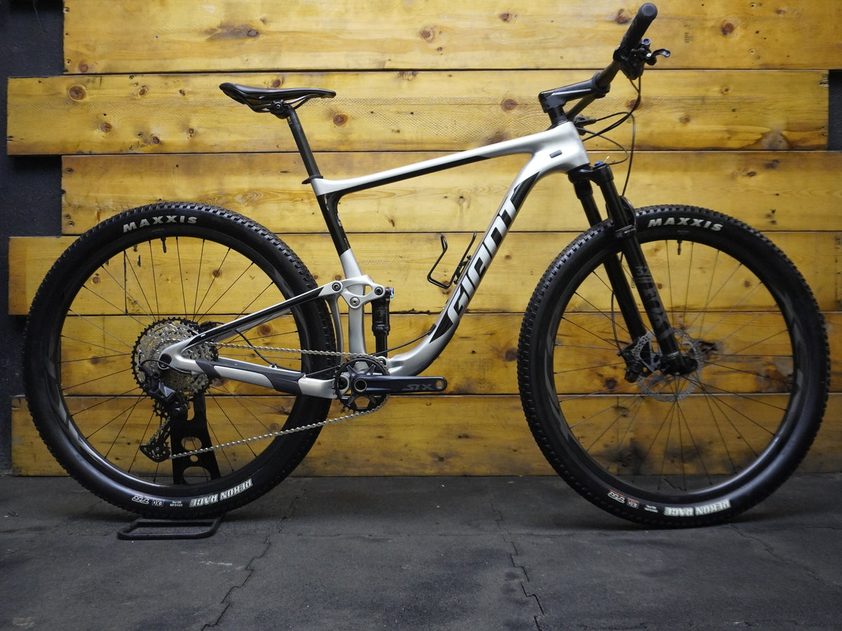 Giant Anthem Advanced Pro 2 Mountain Bike