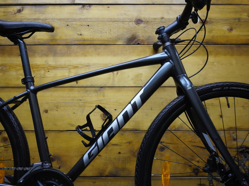 Giant Escape 1 Hybrid Bike