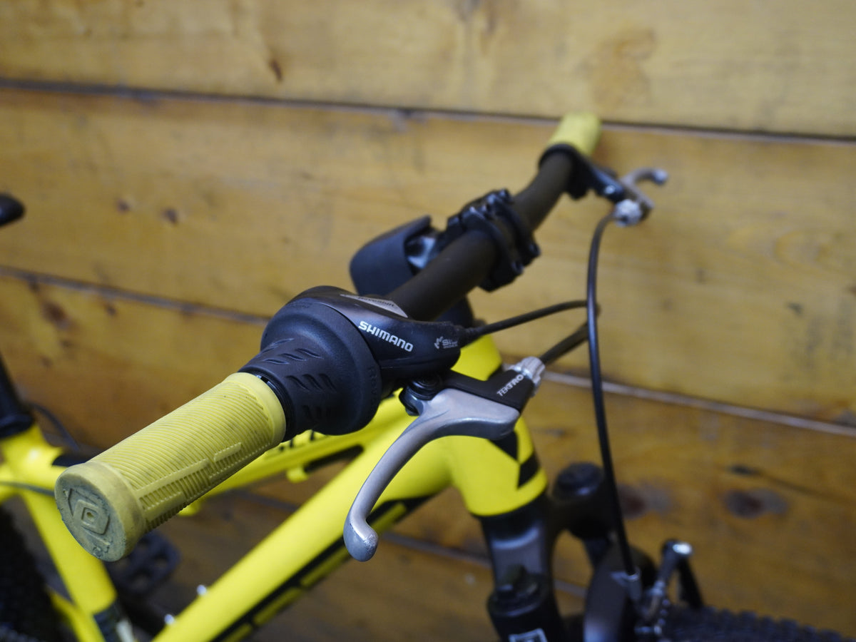 RENT Scott Scale 2 Kids Bike