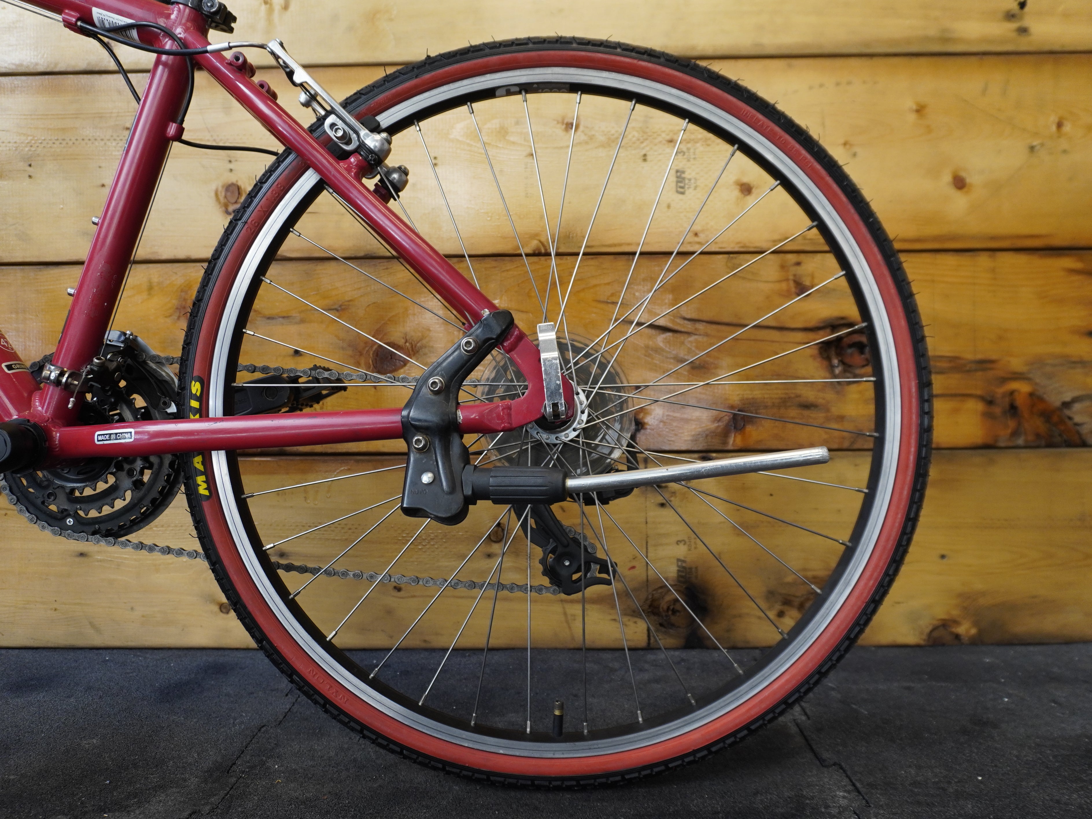 RENT Louis Garneau LG Hybrid Bike