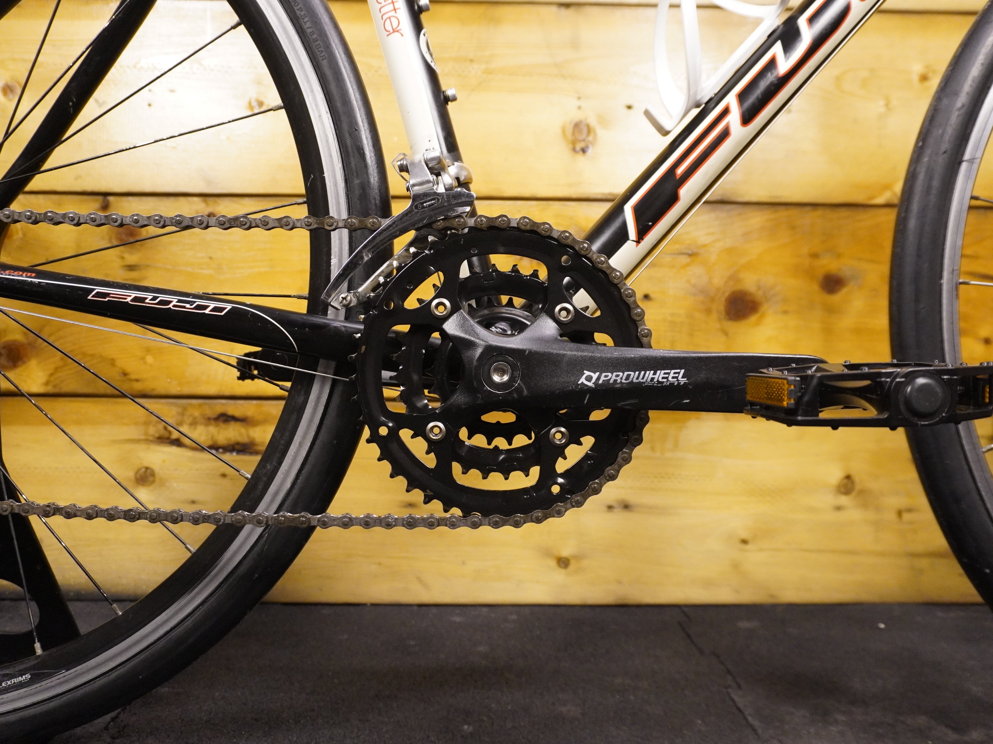 RENT Fuji Newest 4.0 Hybrid Bike