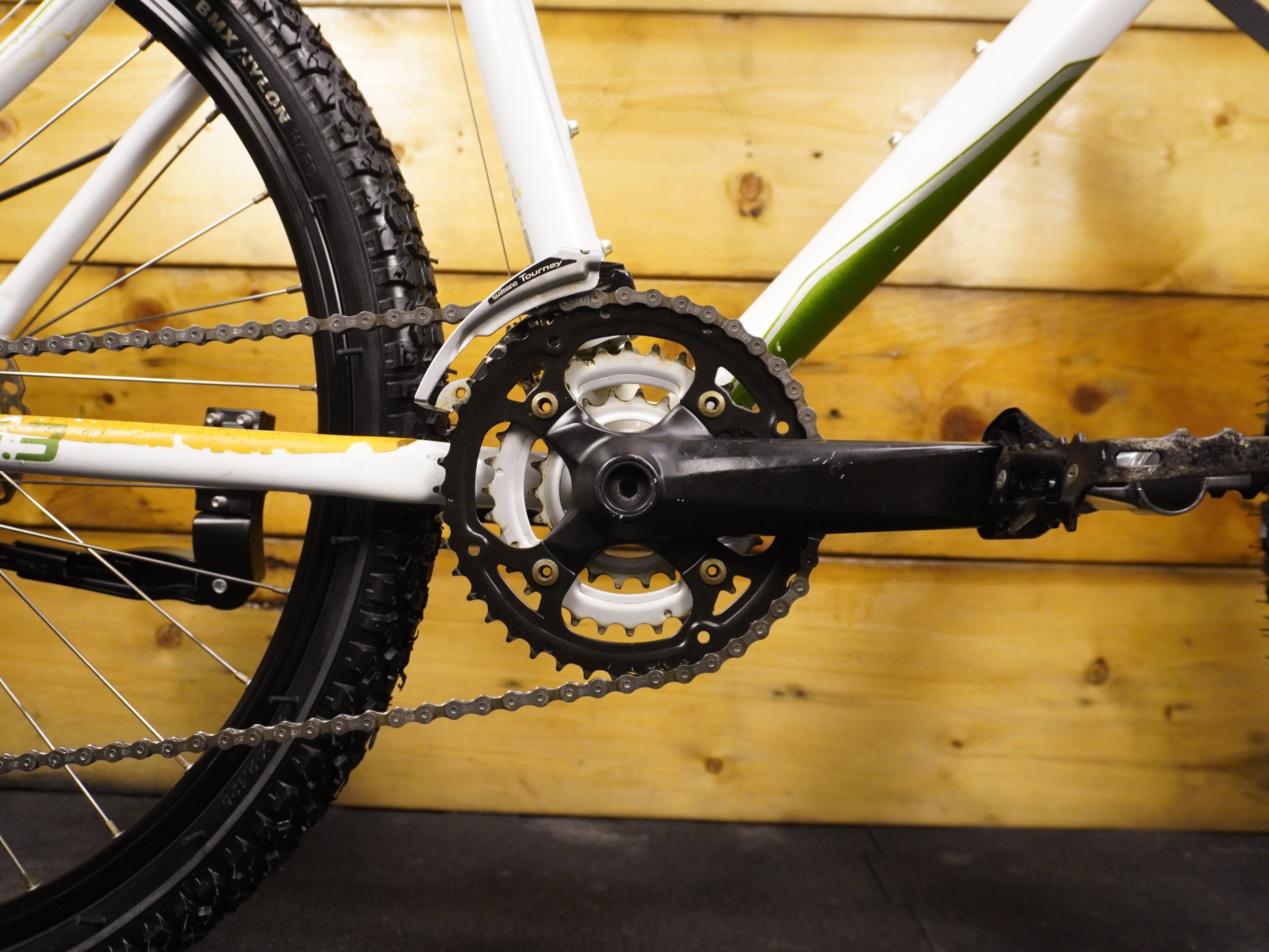 B'twin Rockrider RR 5.3 Mountain Bike