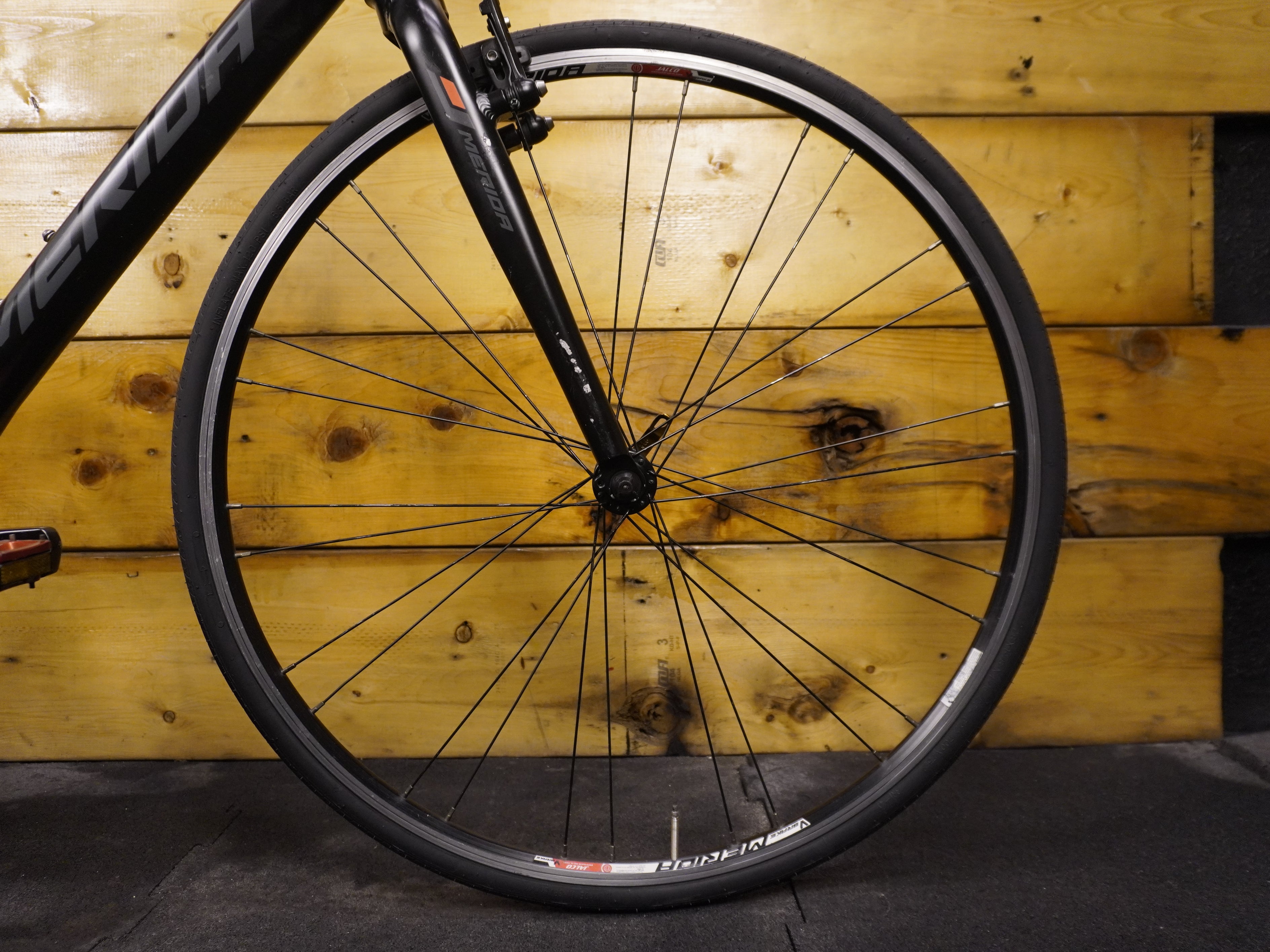 RENT Merida Crossway 150 Hybrid Bike