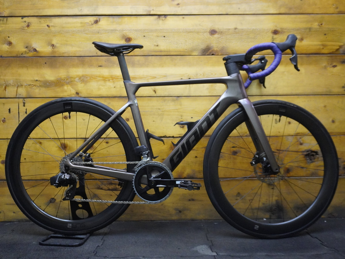Giant Propel Advanced 1 Road Bike