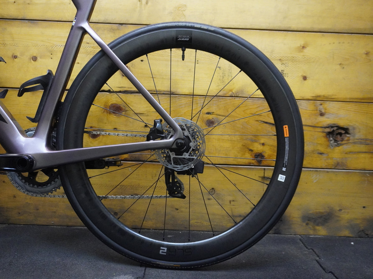 Giant Propel Advanced 1 Road Bike