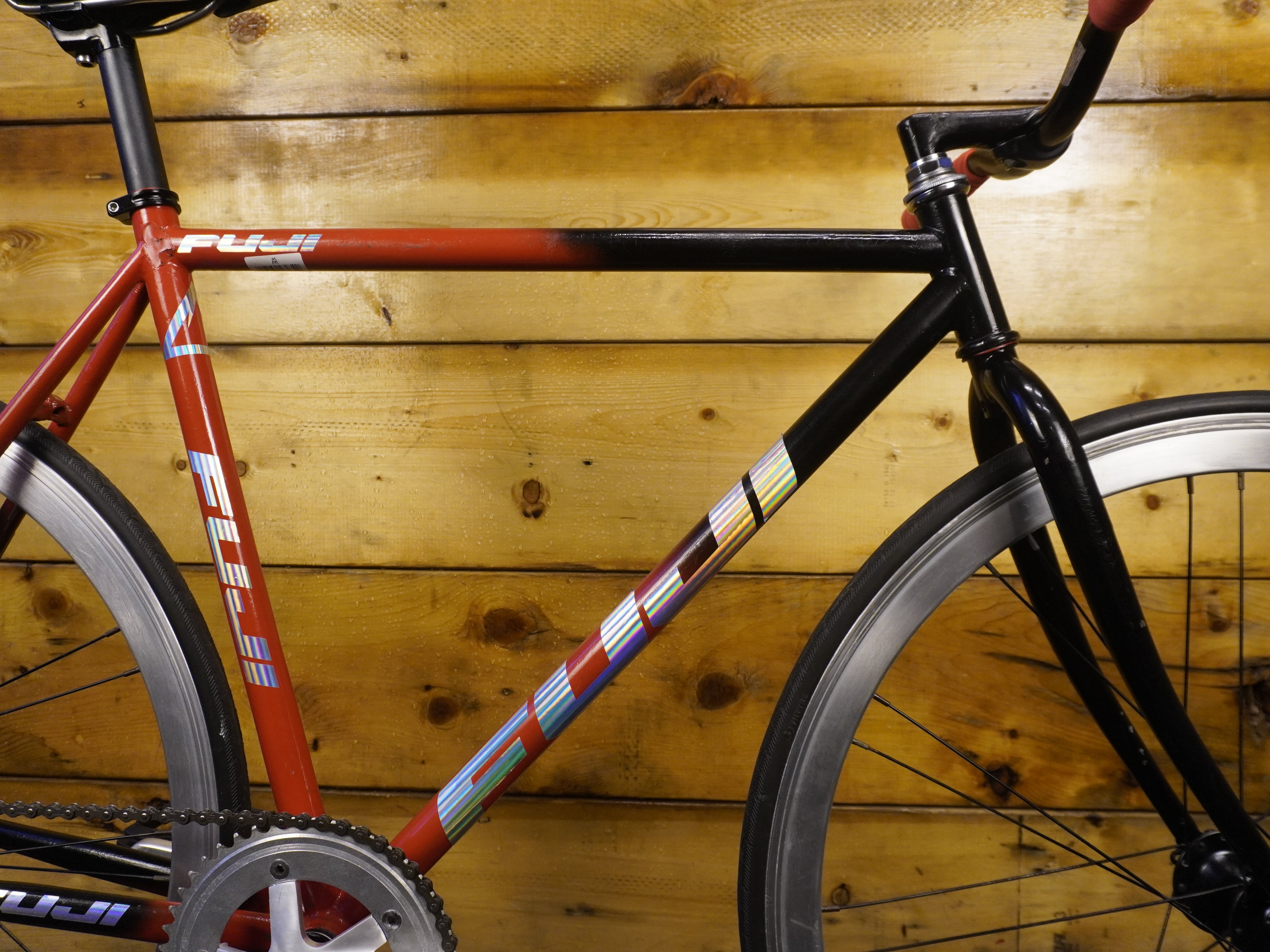 RENT Fuji Feather Hybrid Bike