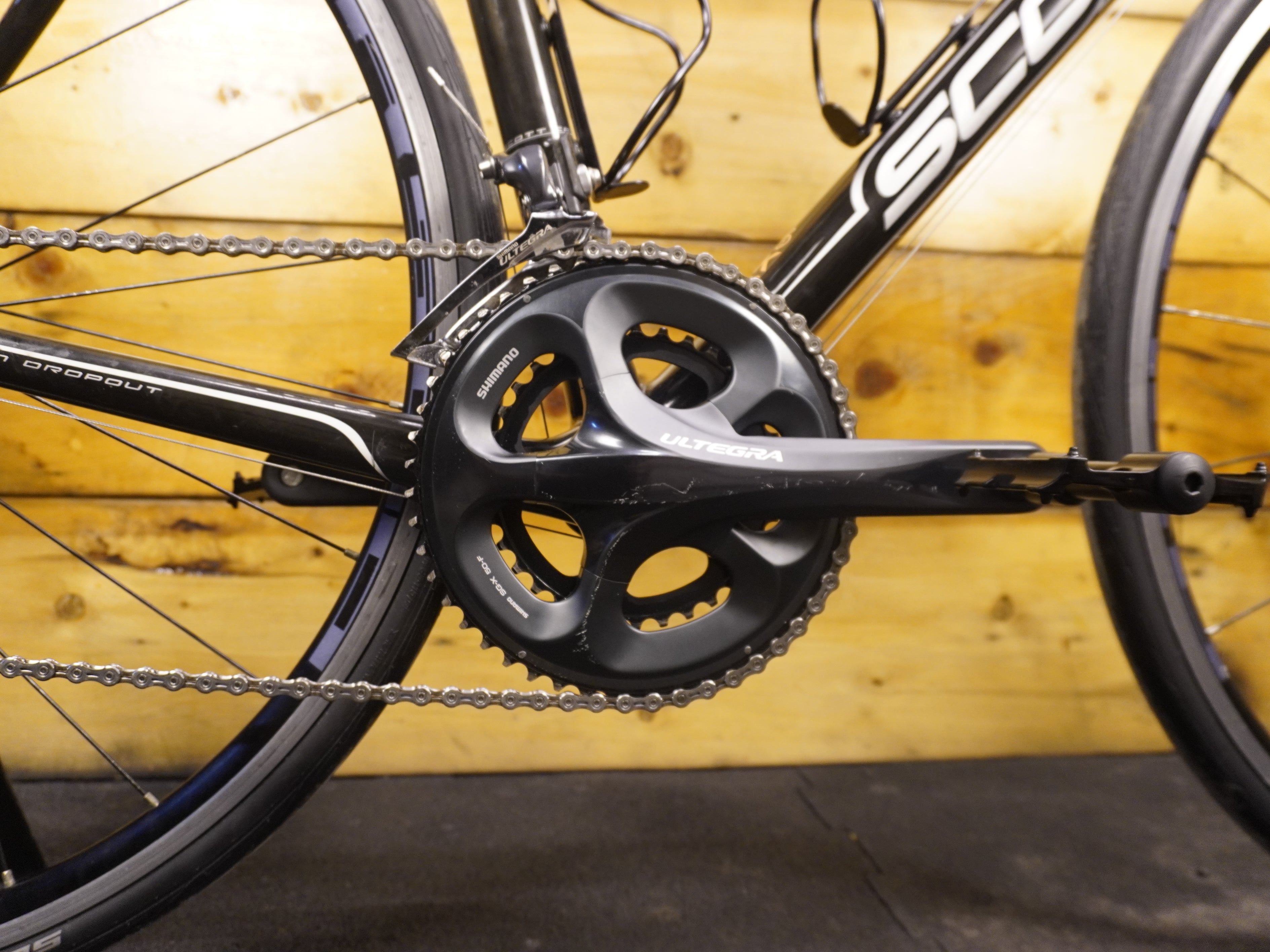 RENT Scott Addict SL Road Bike