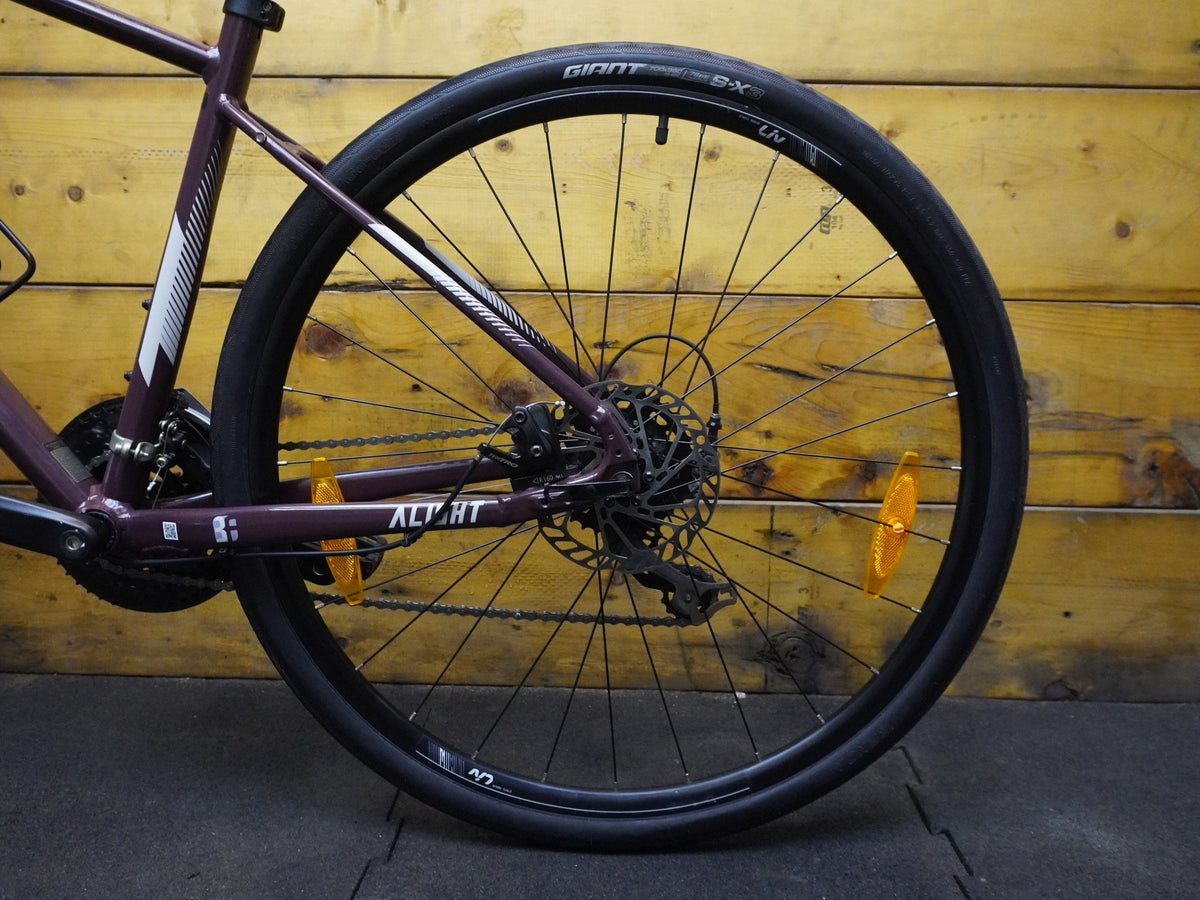 Liv Alight 3 Hybrid Bike