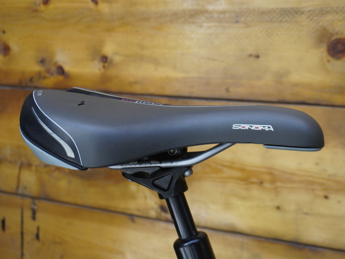 Specialized Roll Hybrid Bike