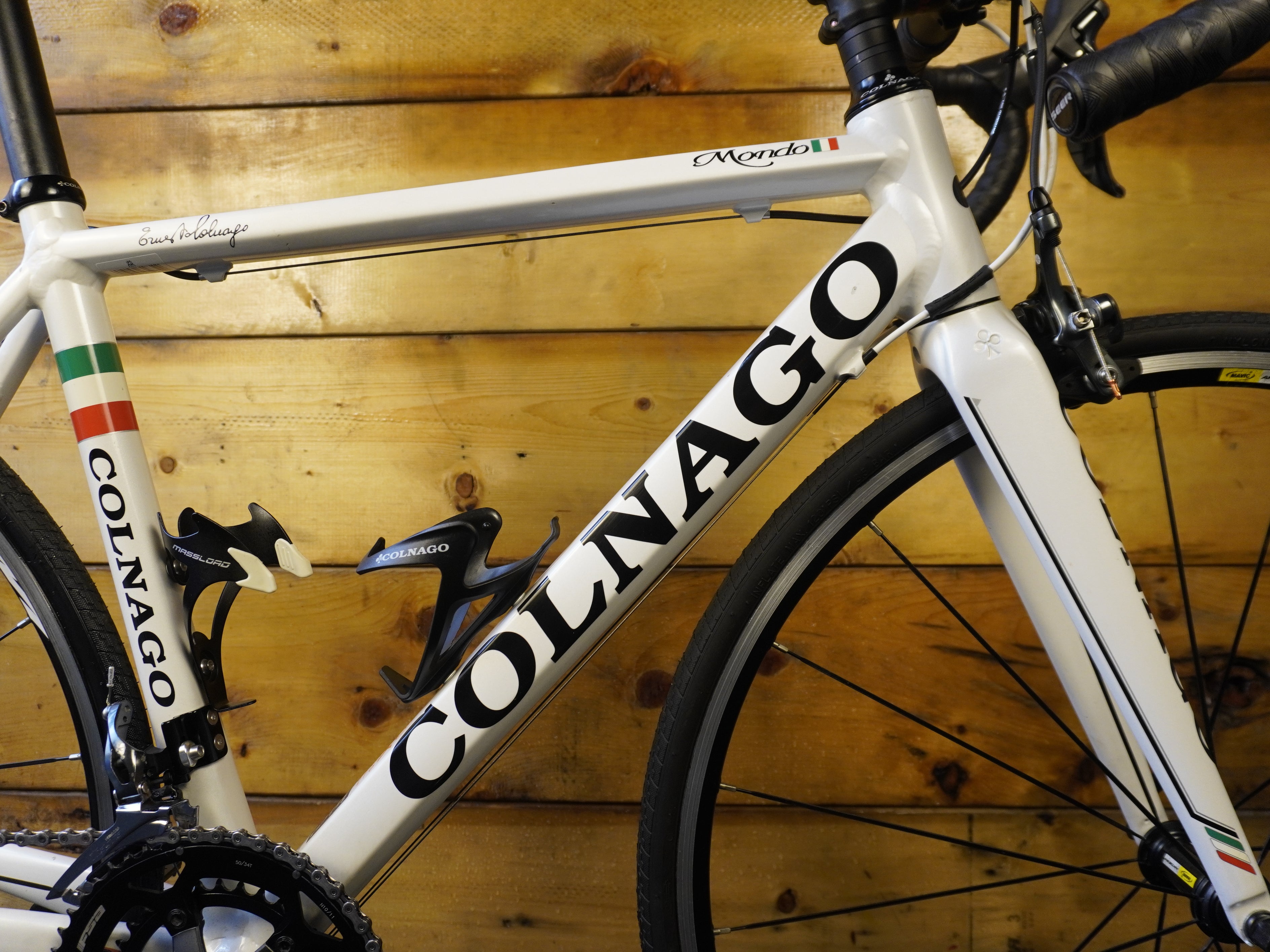 RENT Colnago Mondo Road Bike