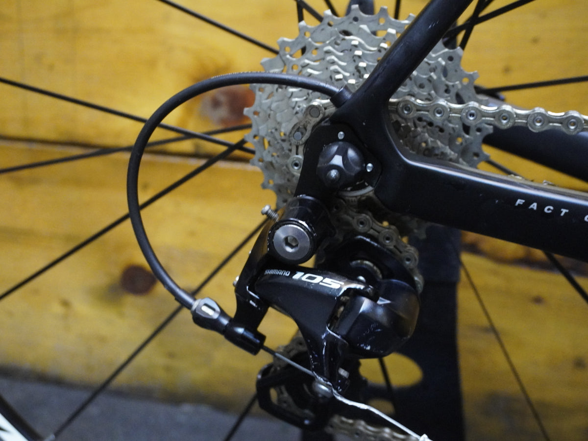 RENT Specialized Roubaix SL4 Road Bike