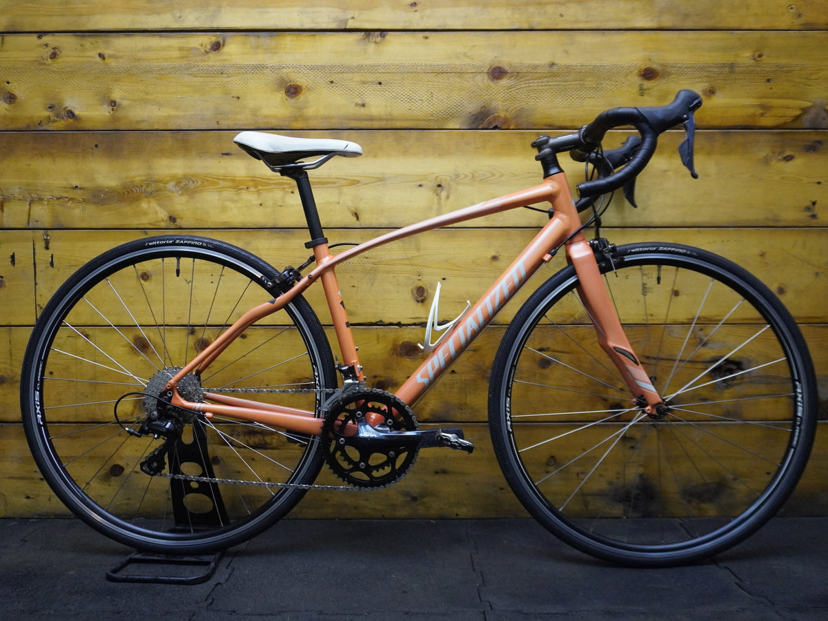 RENT Specialized Dolce Sport Road Bike