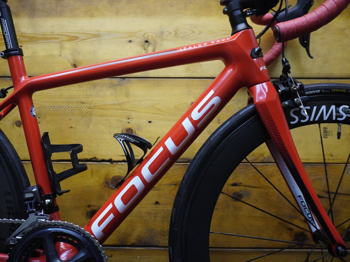 RENT Focus Izalco Race Road Bike