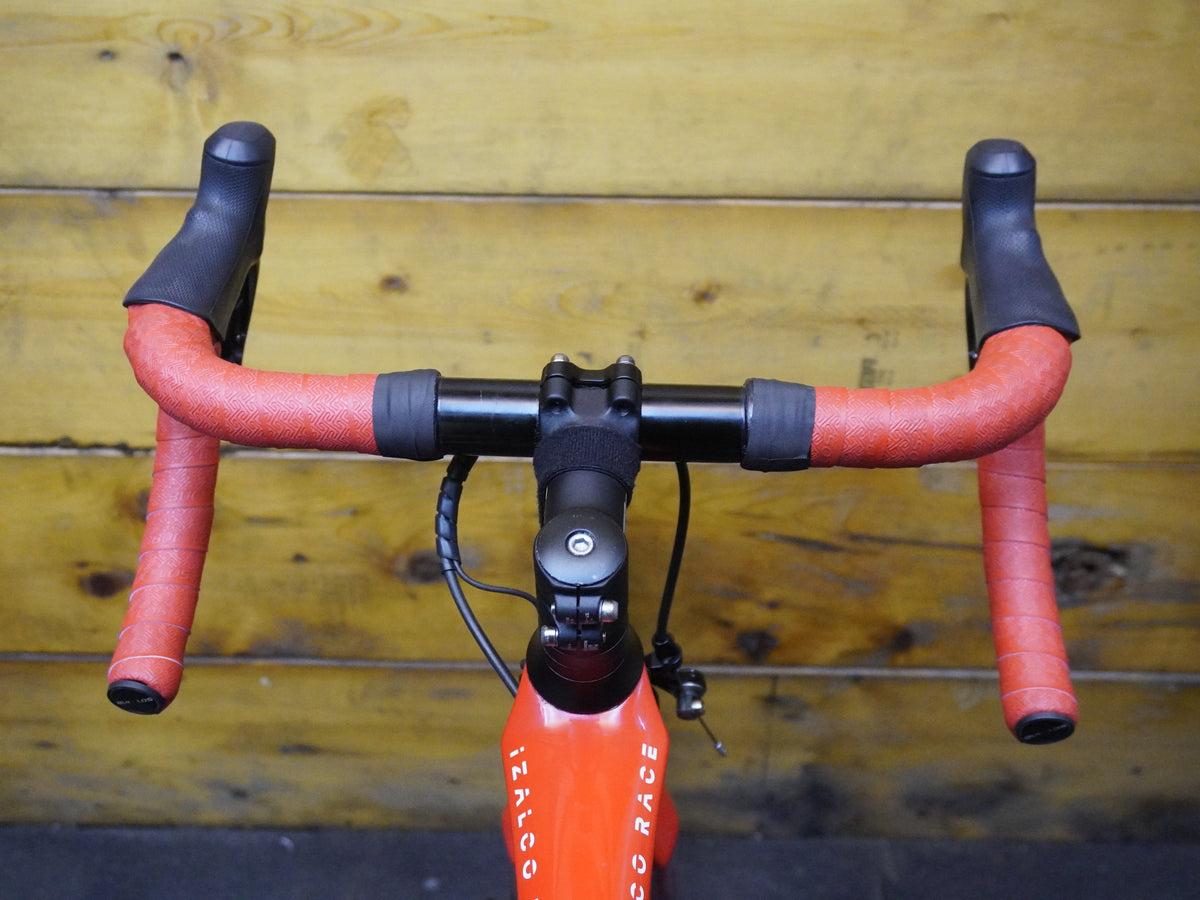 RENT Focus Izalco Race Road Bike
