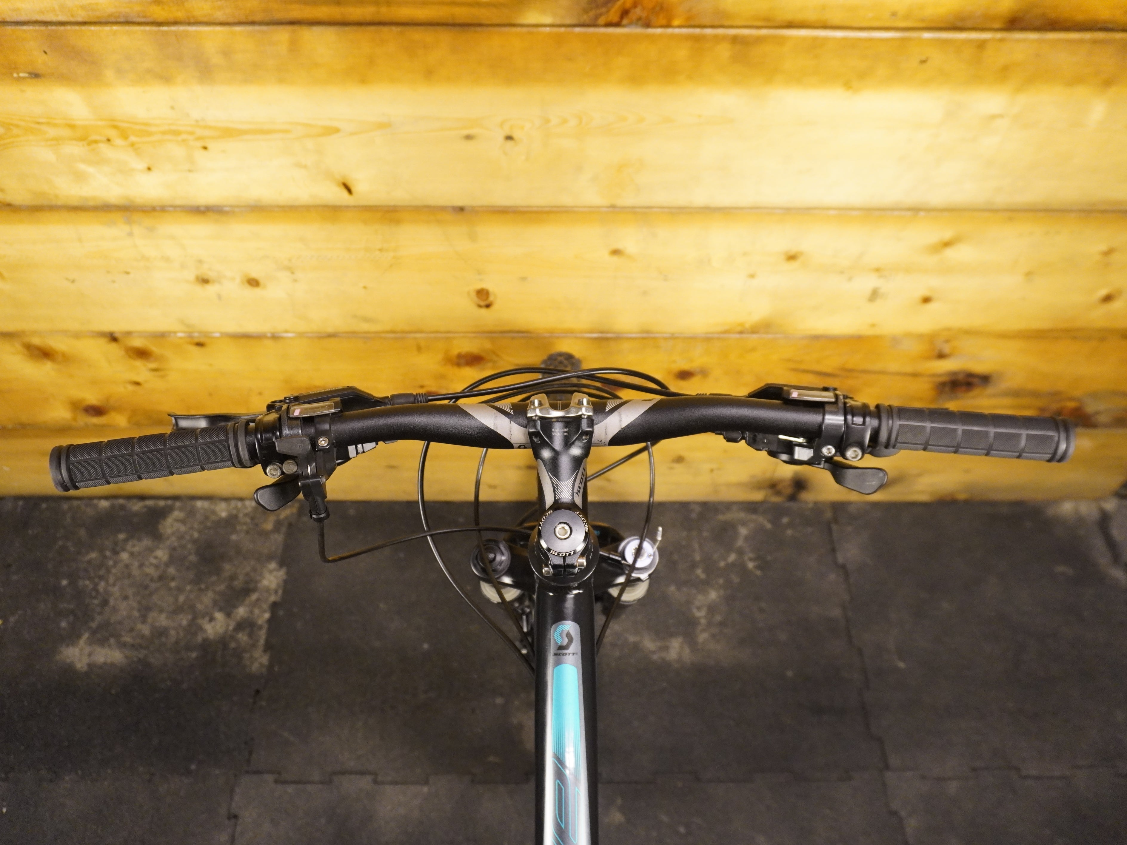 Scott Contessa Scale 10 Mountain Bike