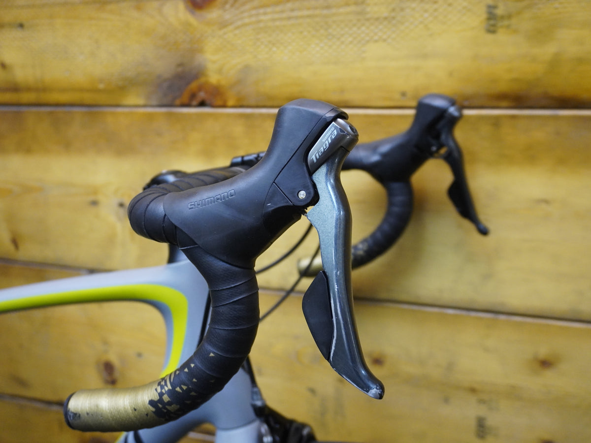 RENT Specialized Ruby Road Bike