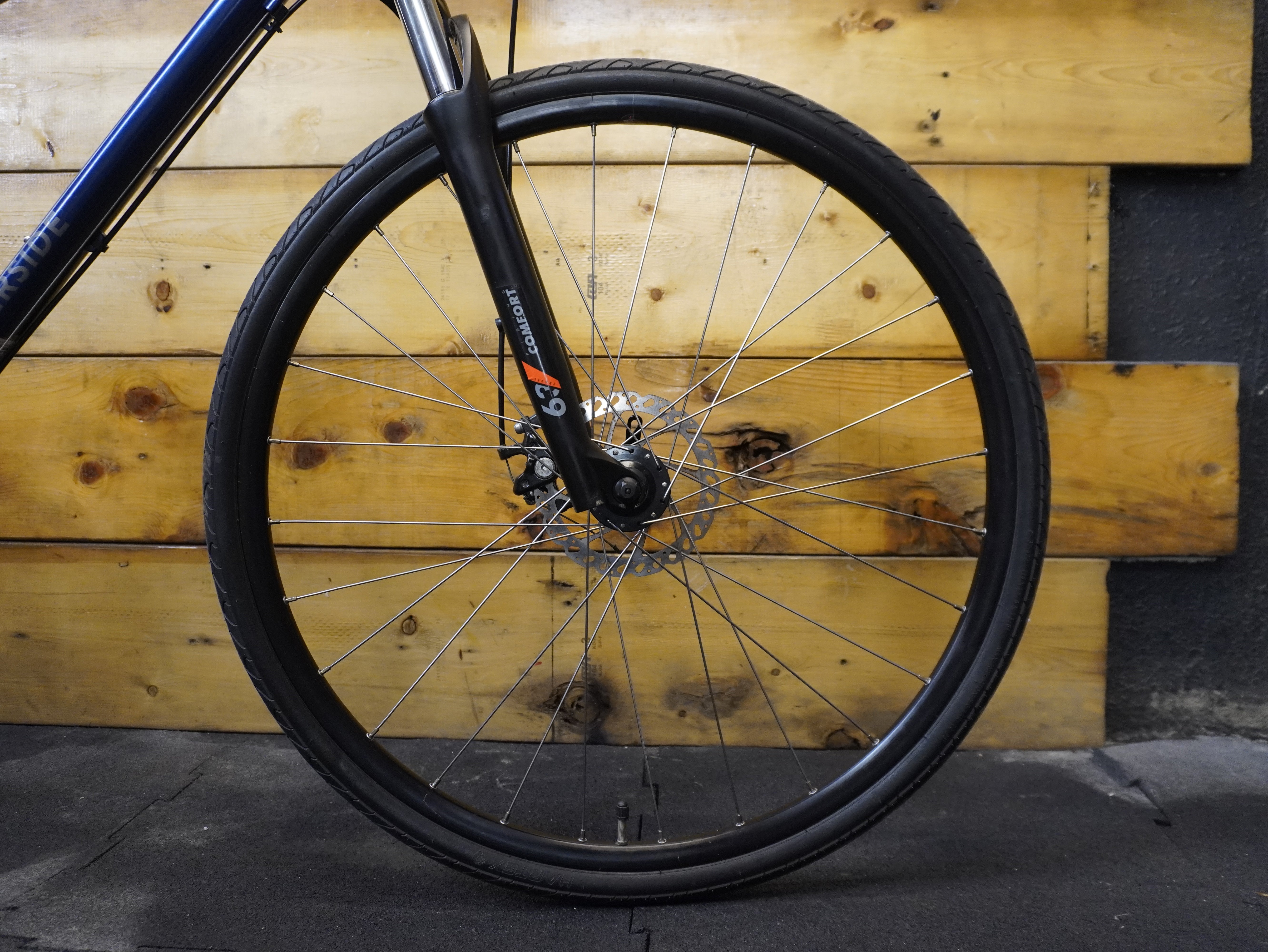 Decathlon Riverside 500 Hybrid Bike