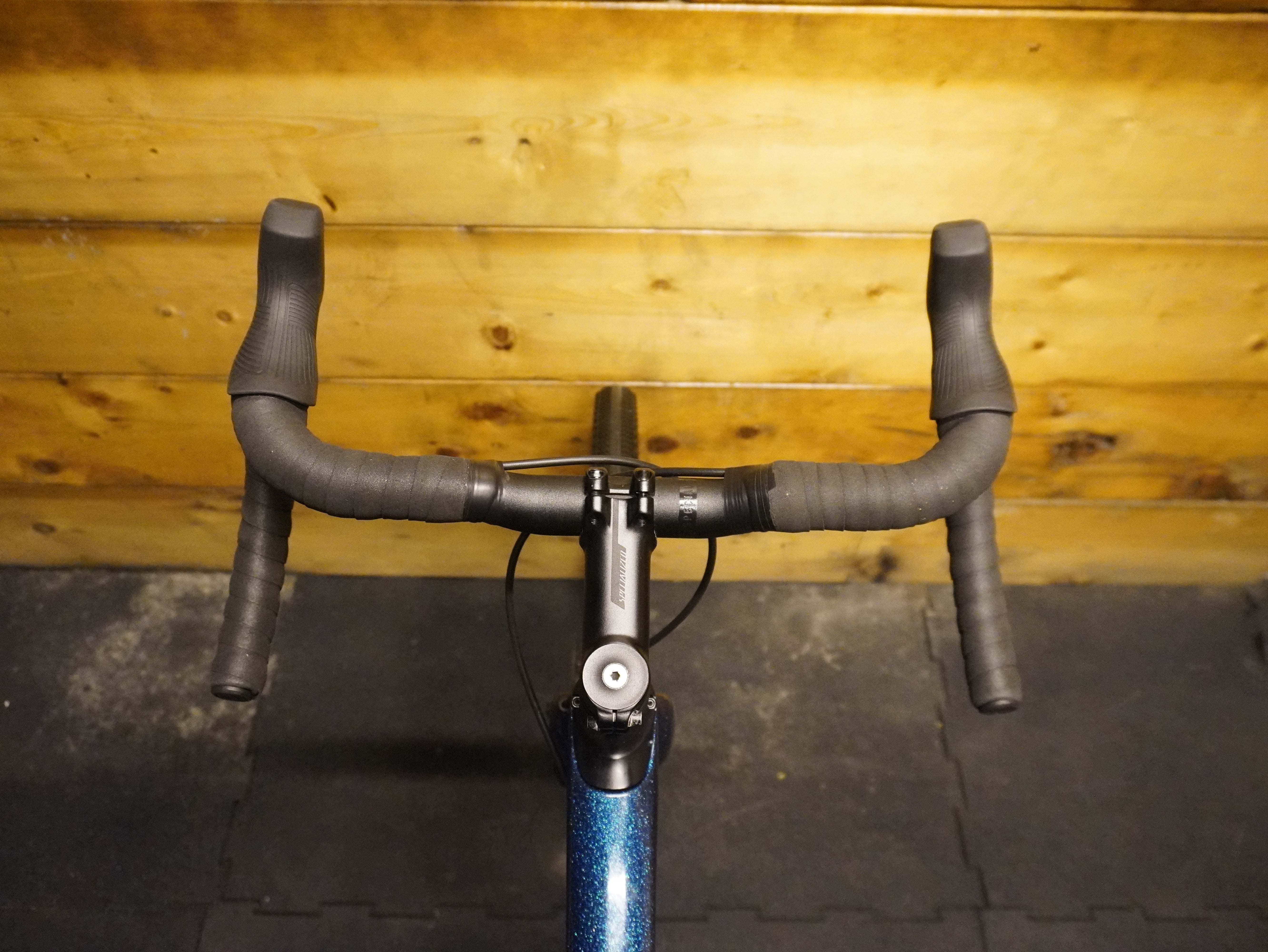 RENT Specialized Diverge Gravel Bike