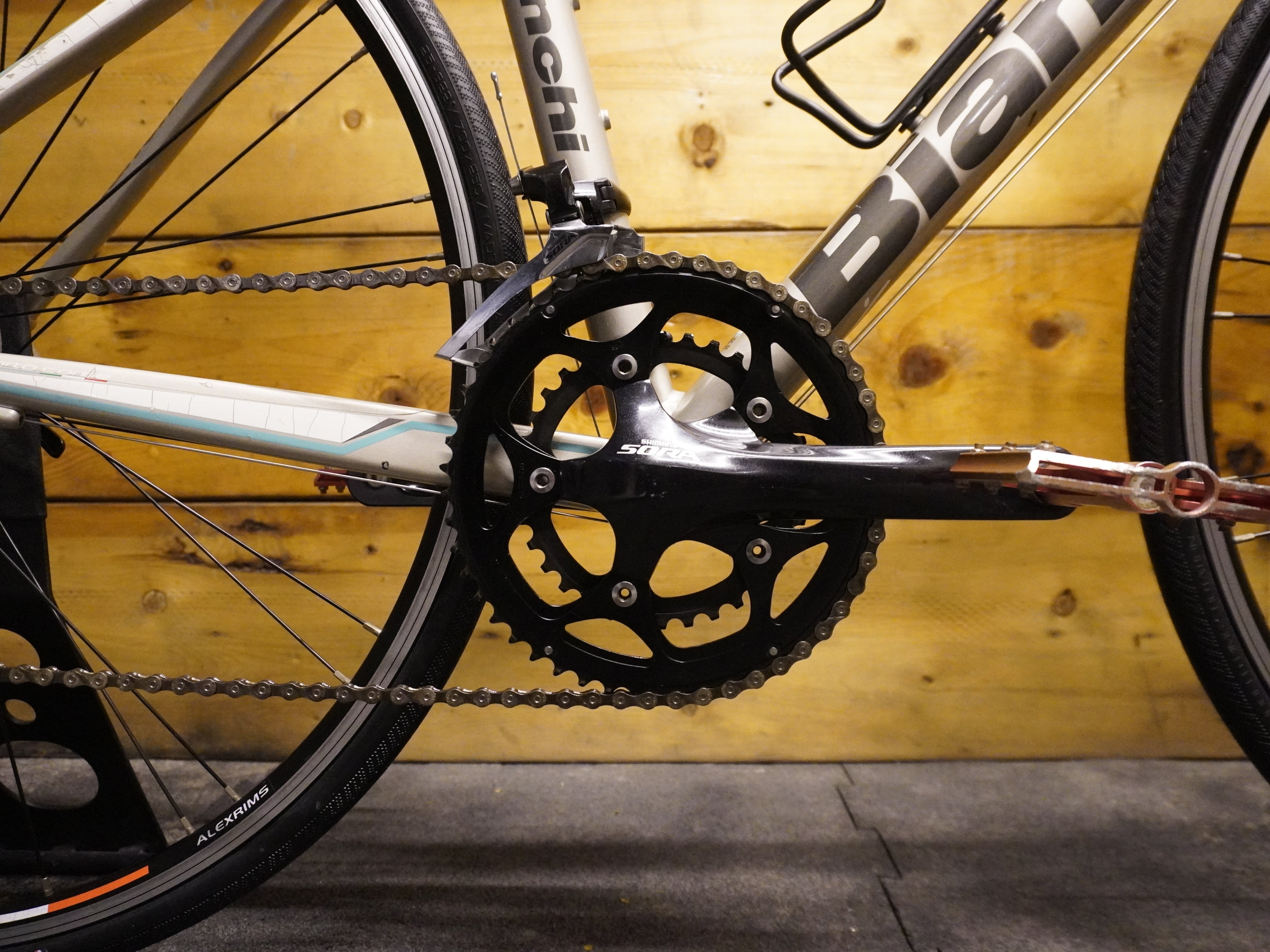 RENT Bianchi Via Nirone Road Bike