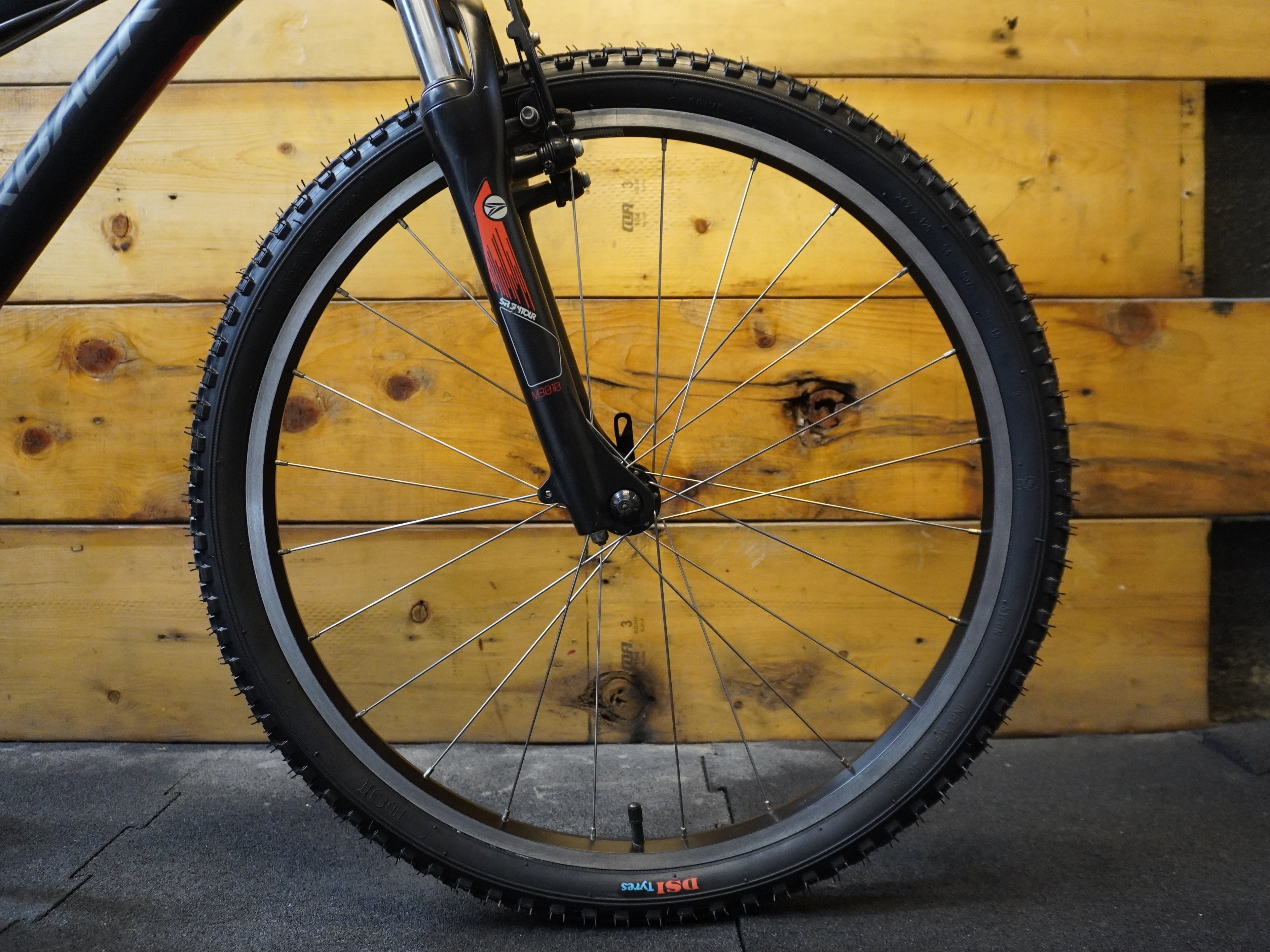 RENT Silverback Spyke 24" Kids Bike