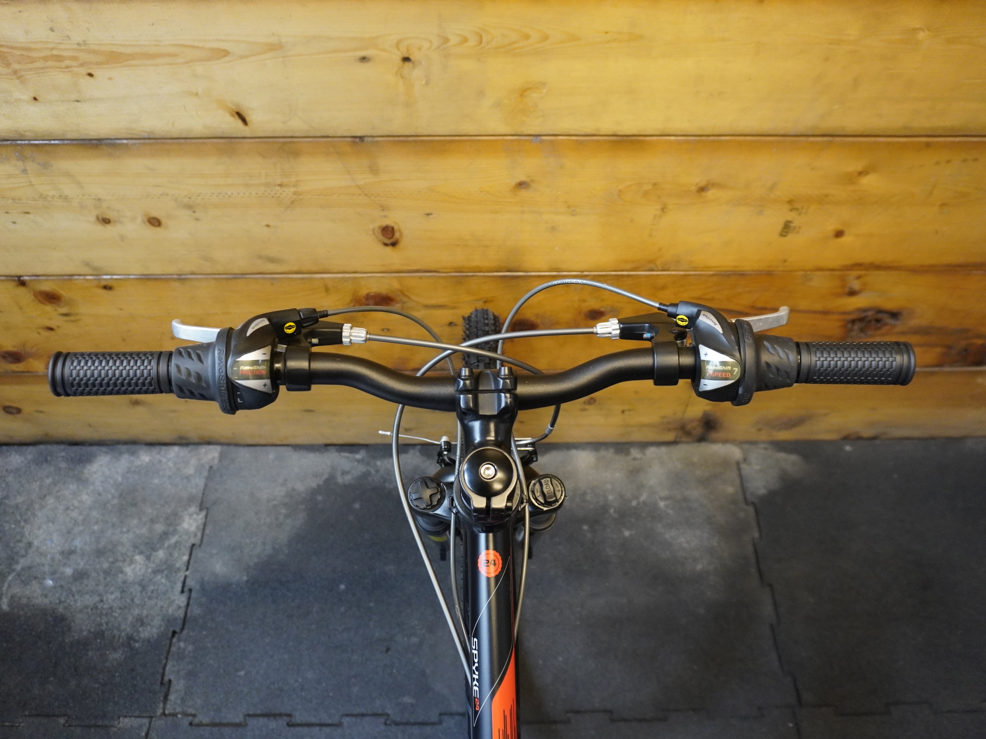 RENT Silverback Spyke 24" Kids Bike