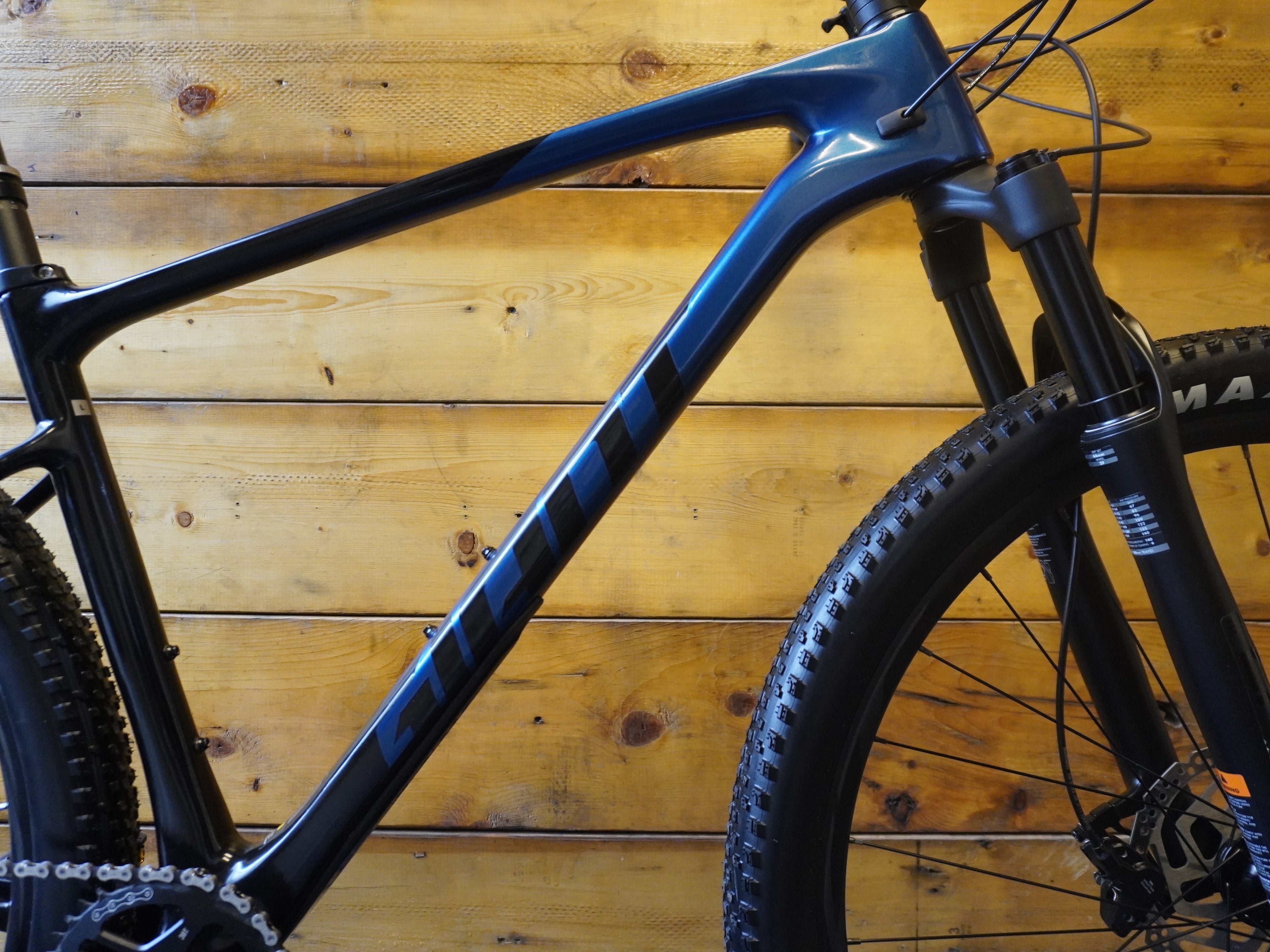RENT Giant XTC Advanced 3 Mountain Bike