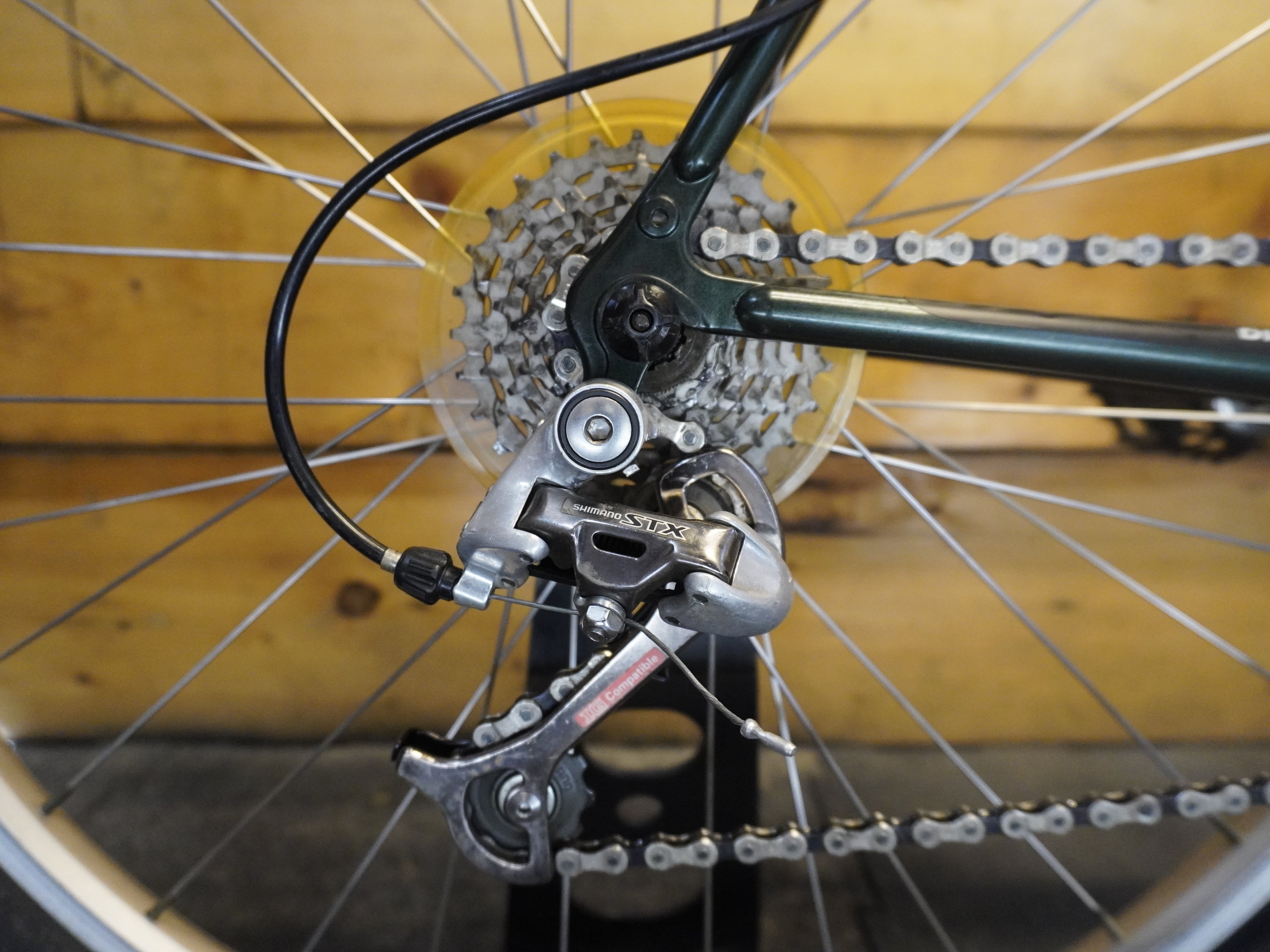 Diamond Back Ascent Hybrid Bike