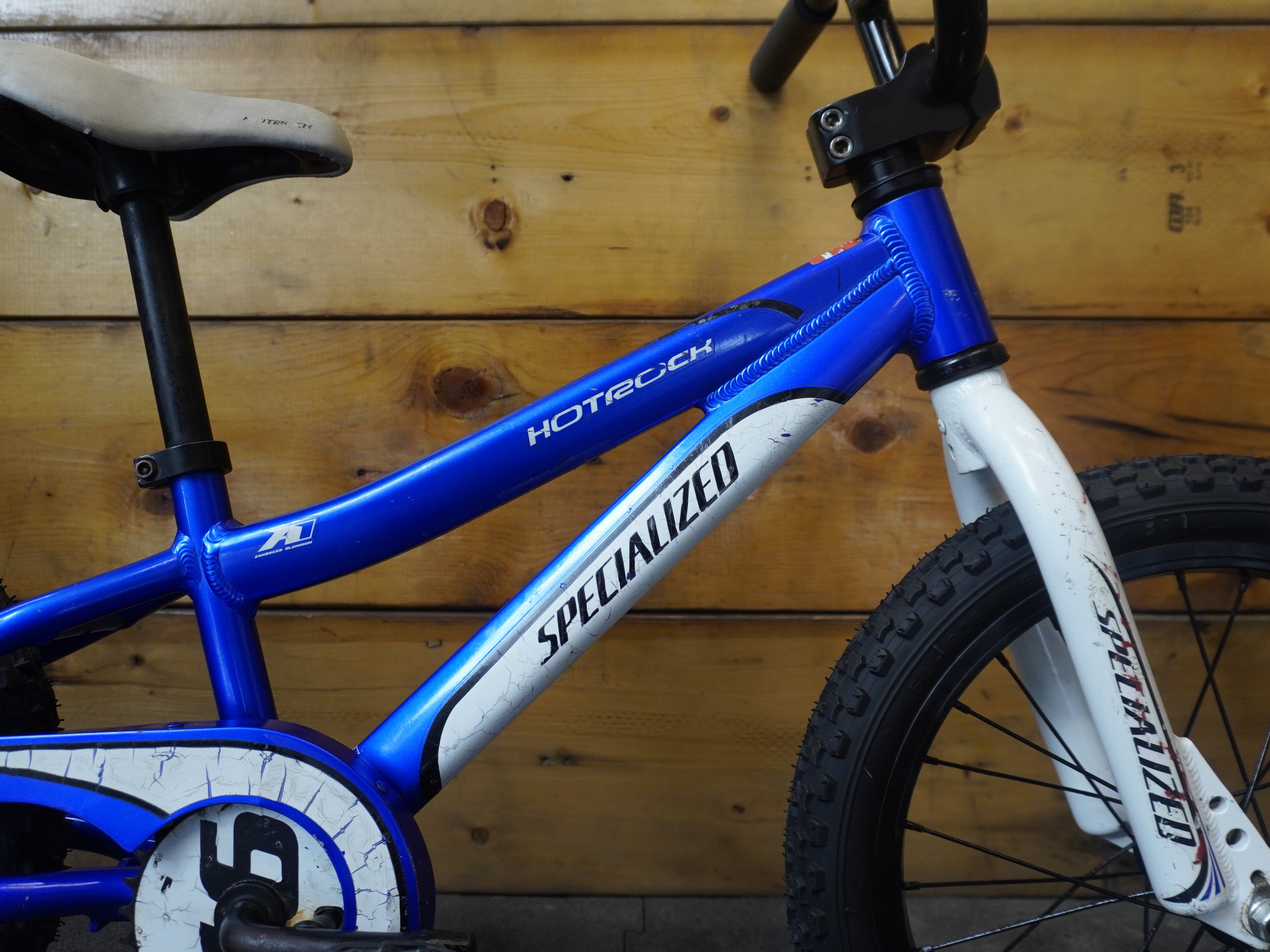 Specialized Hotrock 16 Kids Bike