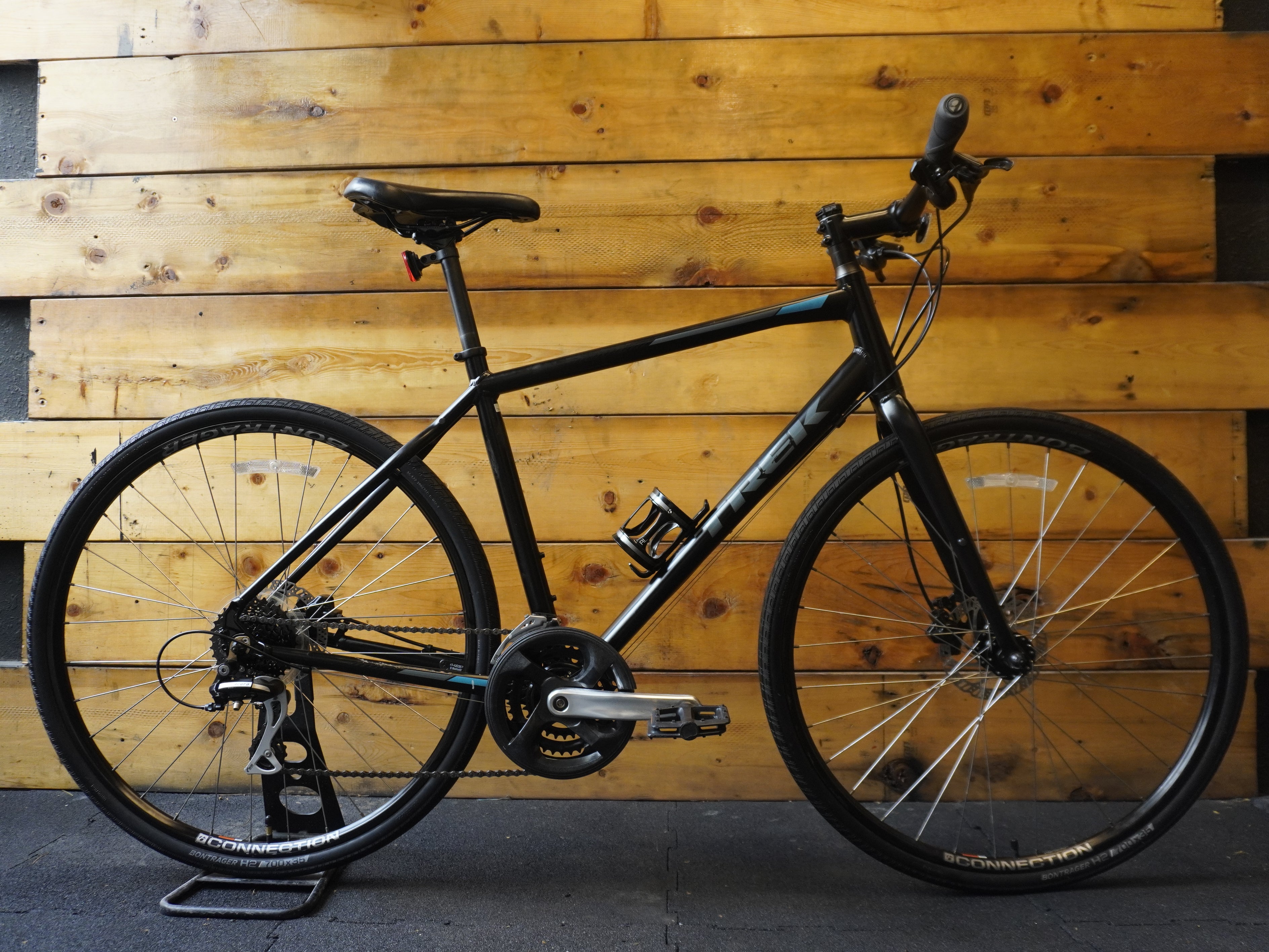 Trek FX2 Hybrid Bike