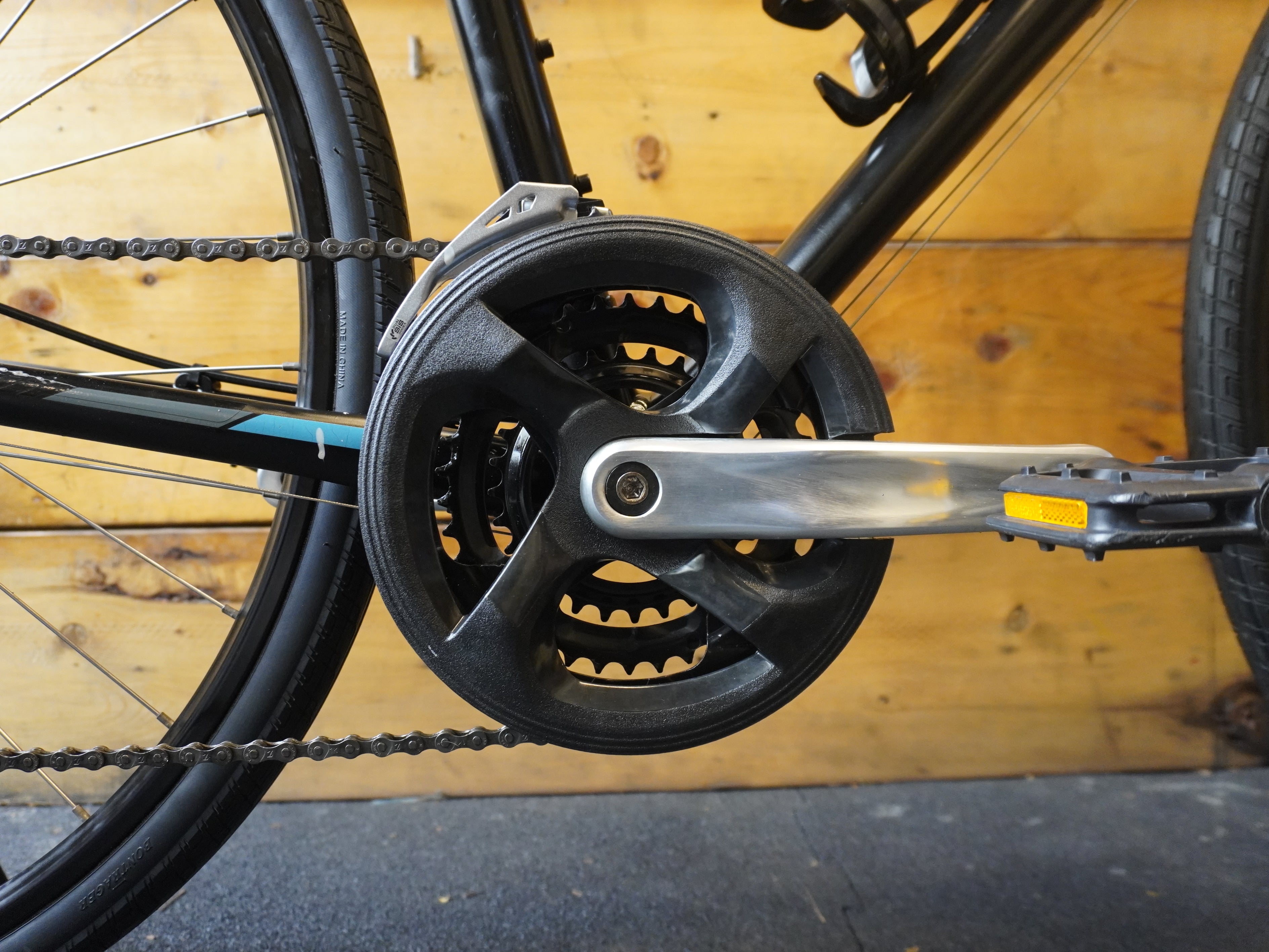 Trek FX2 Hybrid Bike