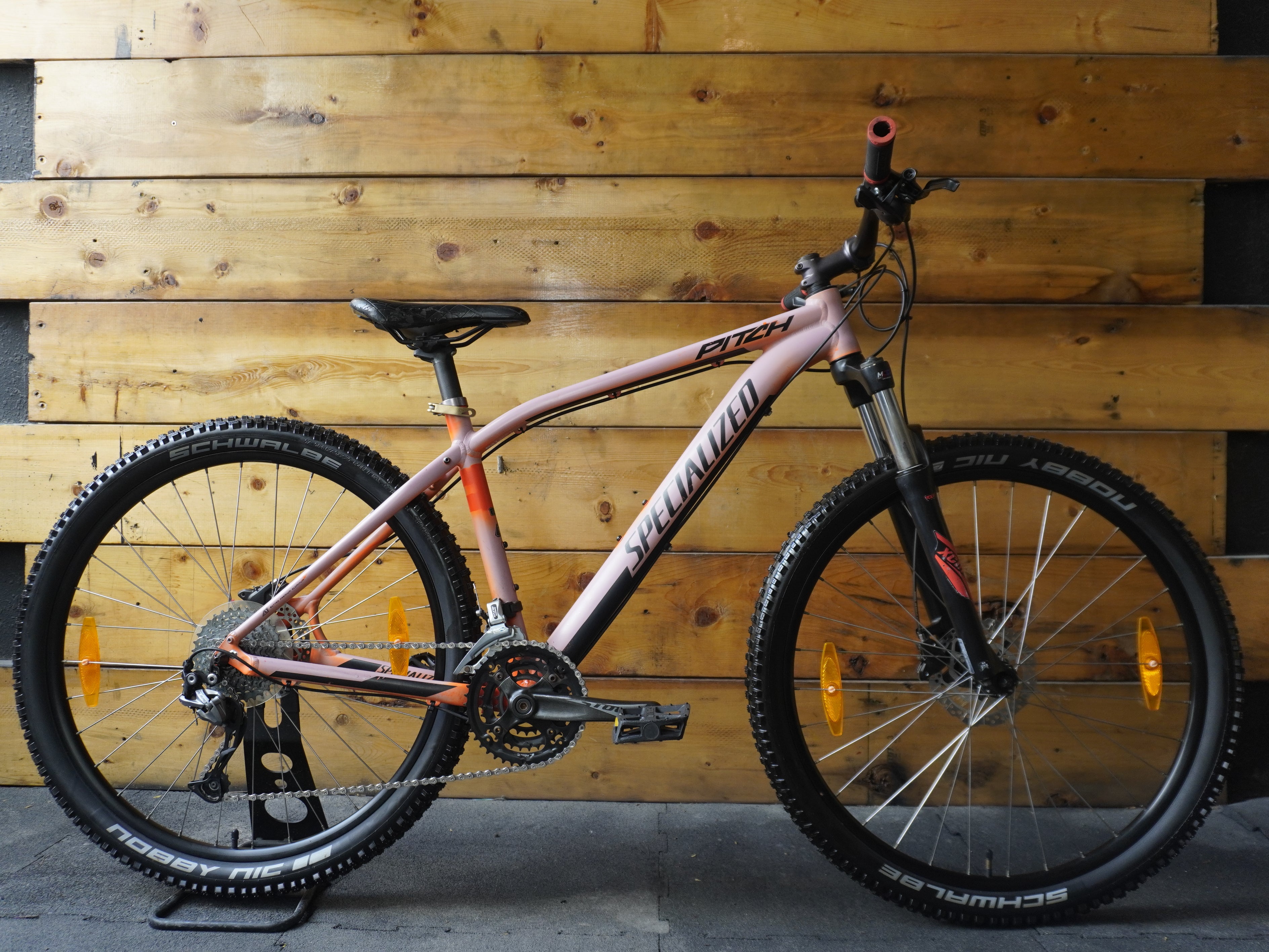 RENT Specialized Pitch Mountain Bike