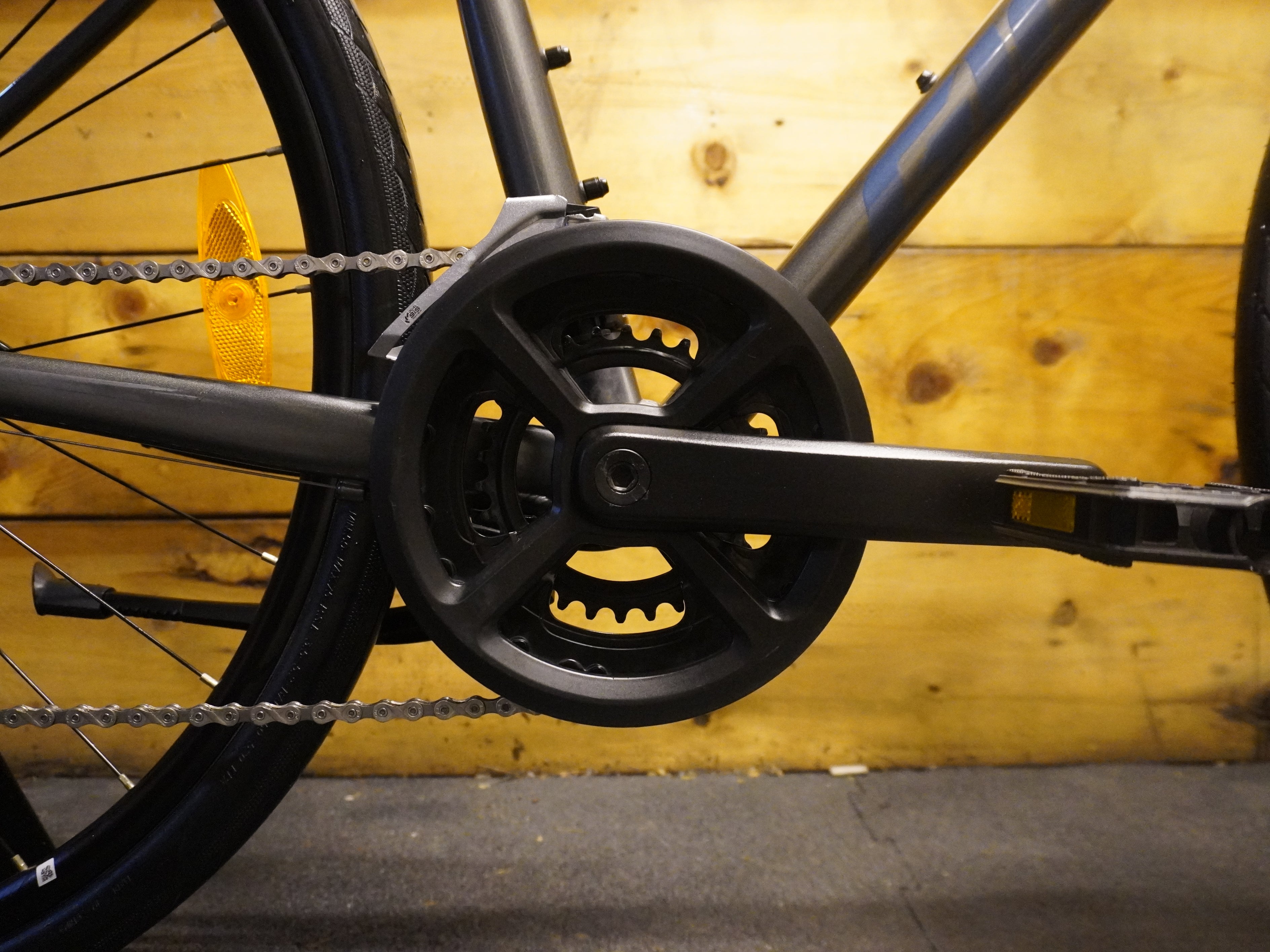 Giant Escape 2 Hybrid Bike