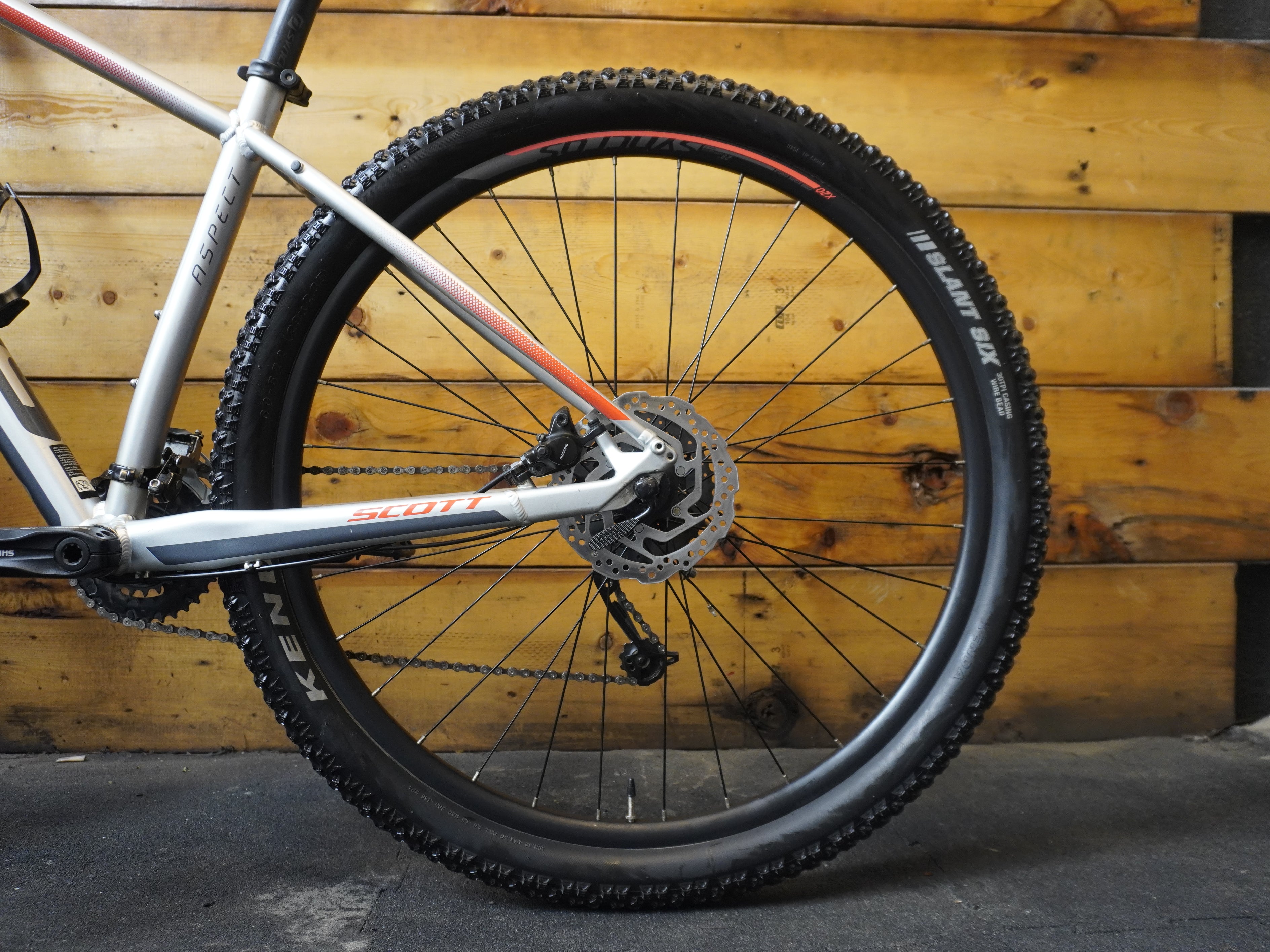 RENT Scott Aspect 930 Mountain Bike
