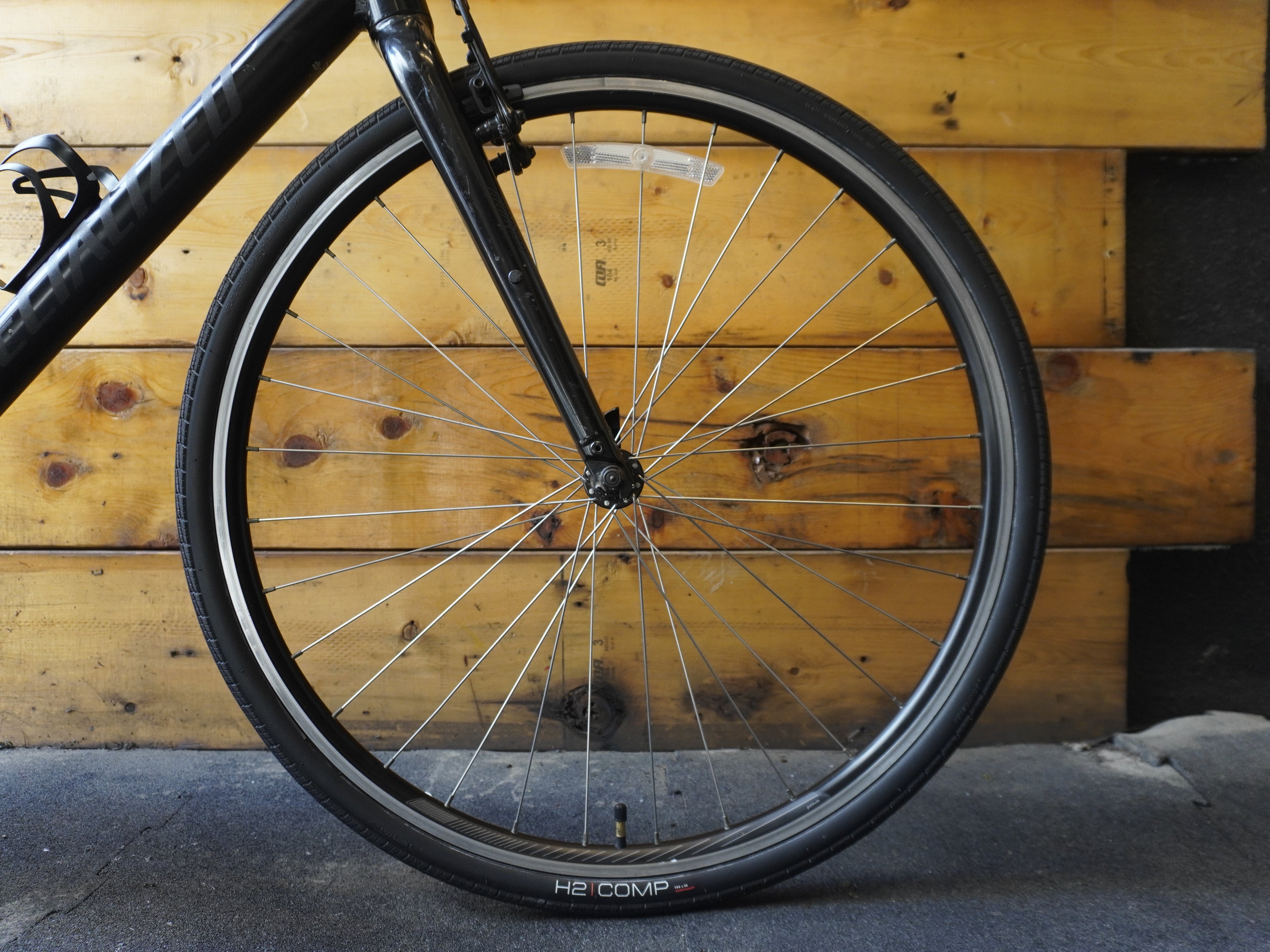 RENT Specialized Sirrus 1.0 Hybrid Bike
