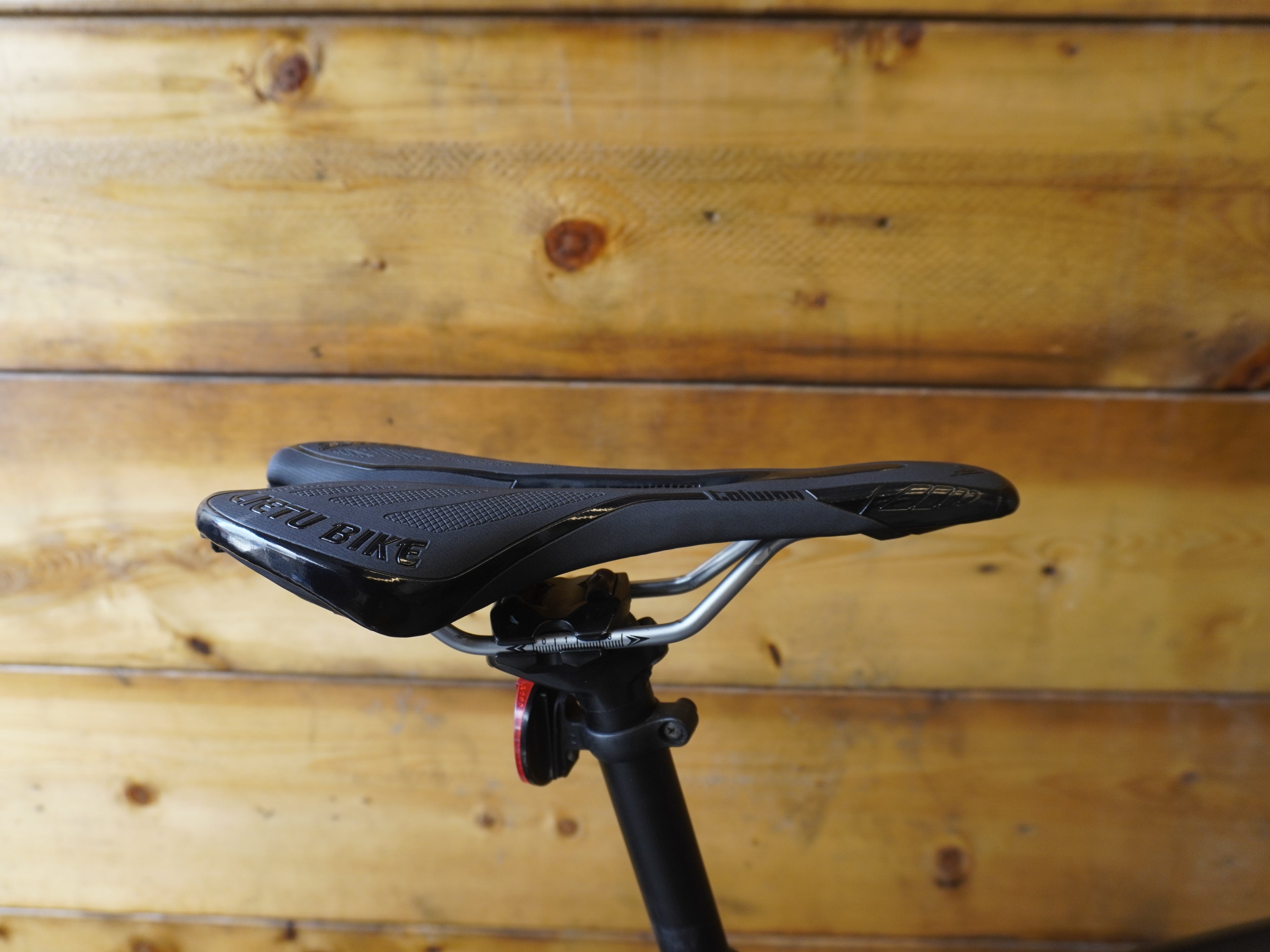 RENT Specialized Sirrus 1.0 Hybrid Bike