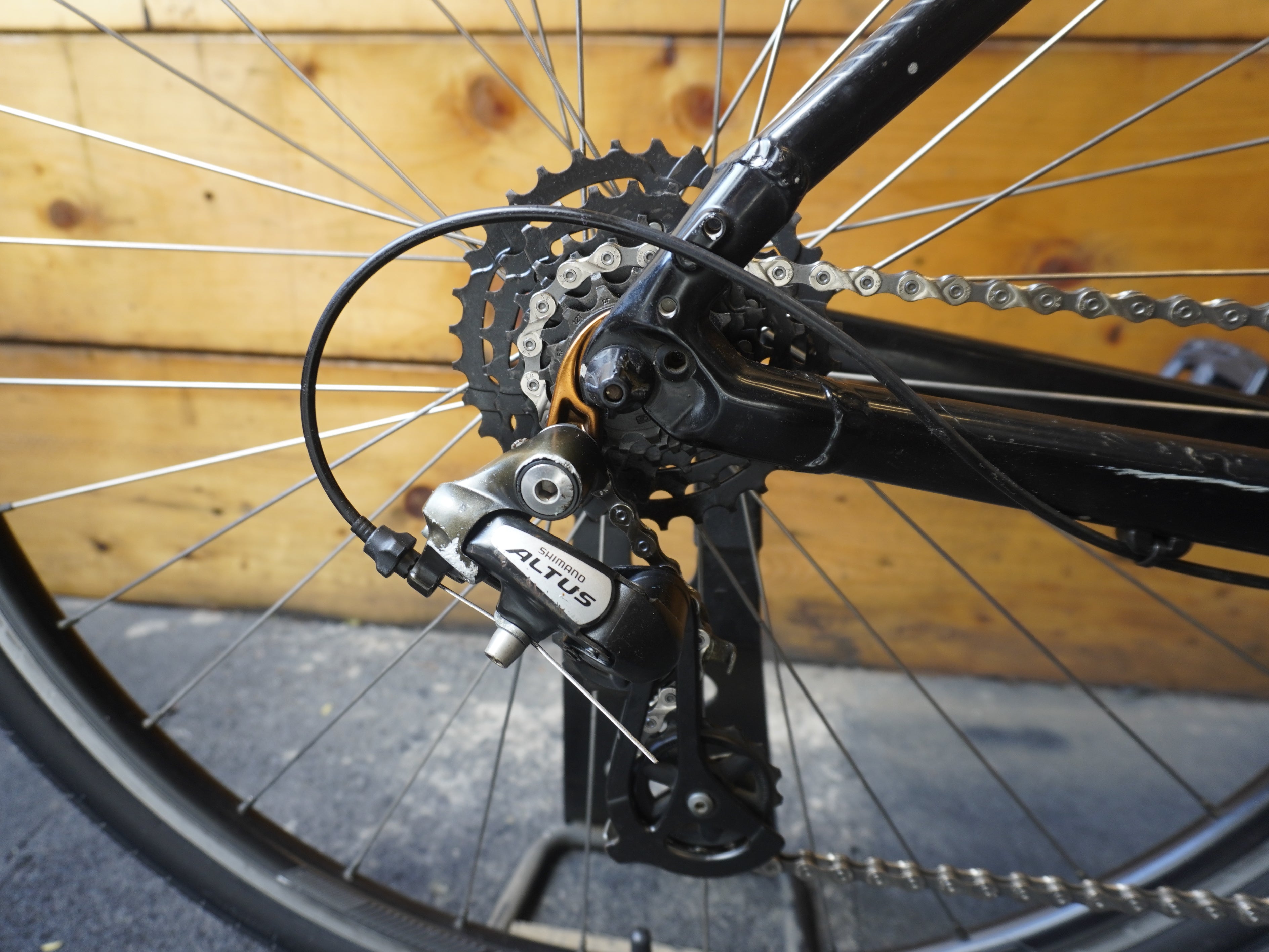 RENT Specialized Sirrus 1.0 Hybrid Bike
