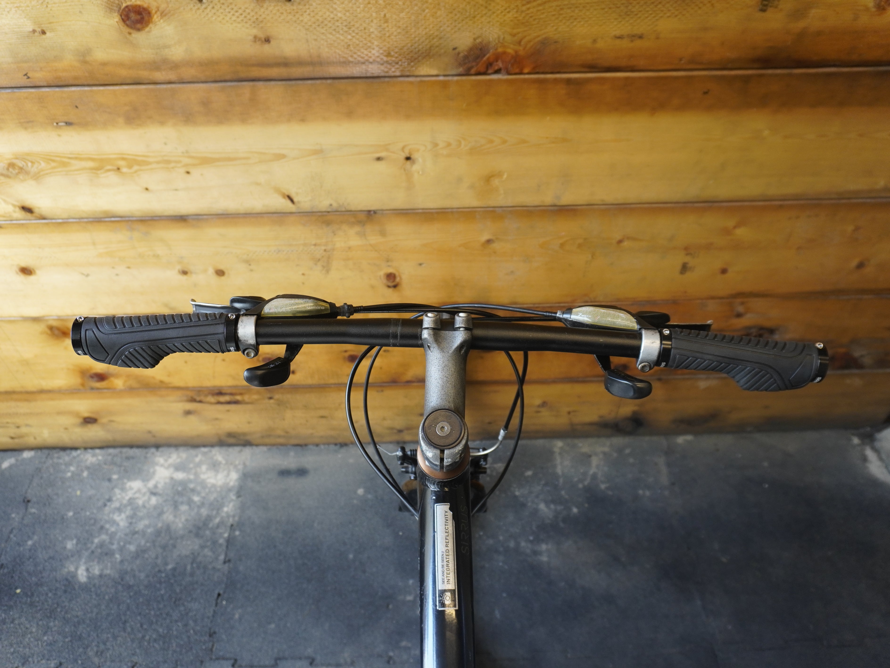 RENT Specialized Sirrus 1.0 Hybrid Bike