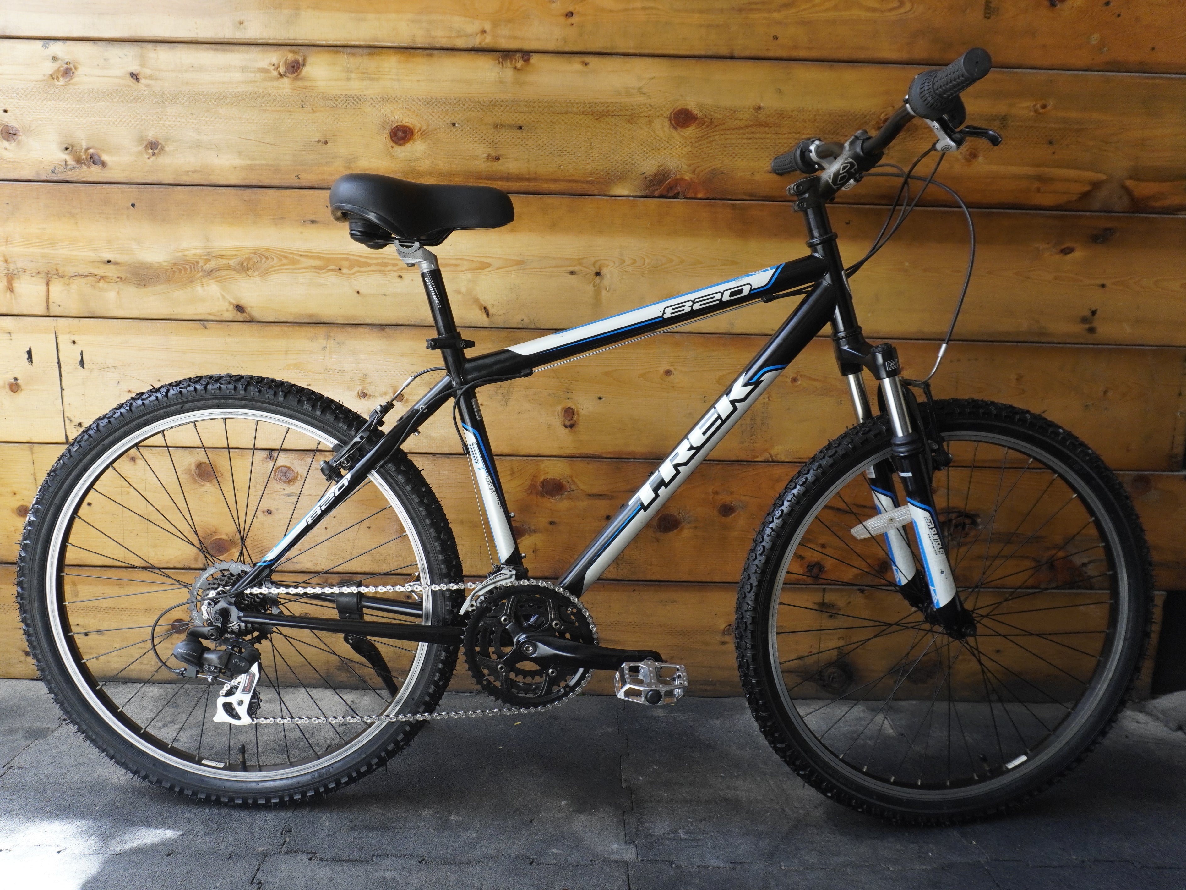 Trek 820 Mountain Bike