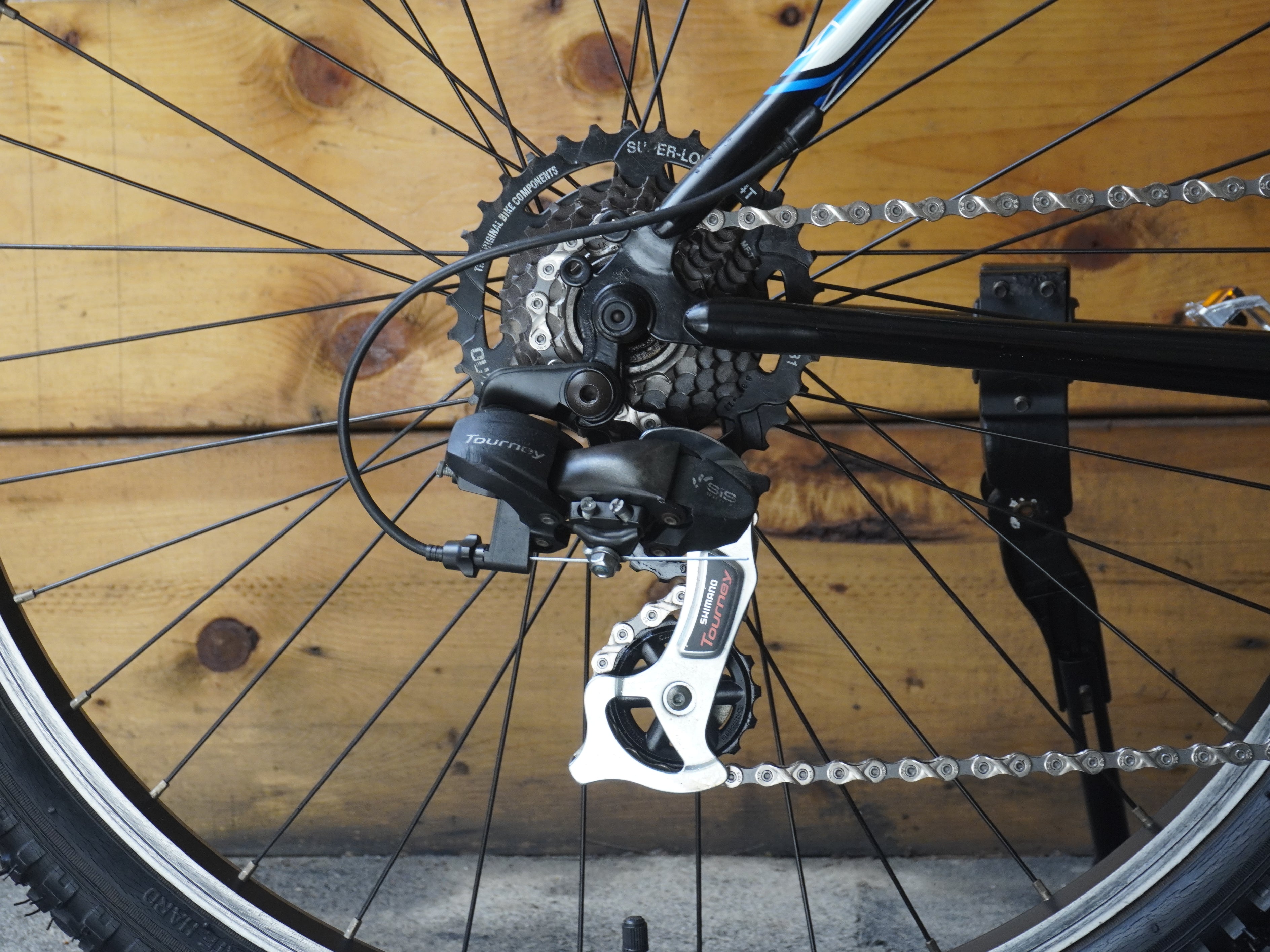 RENT Trek 820 Mountain Bike