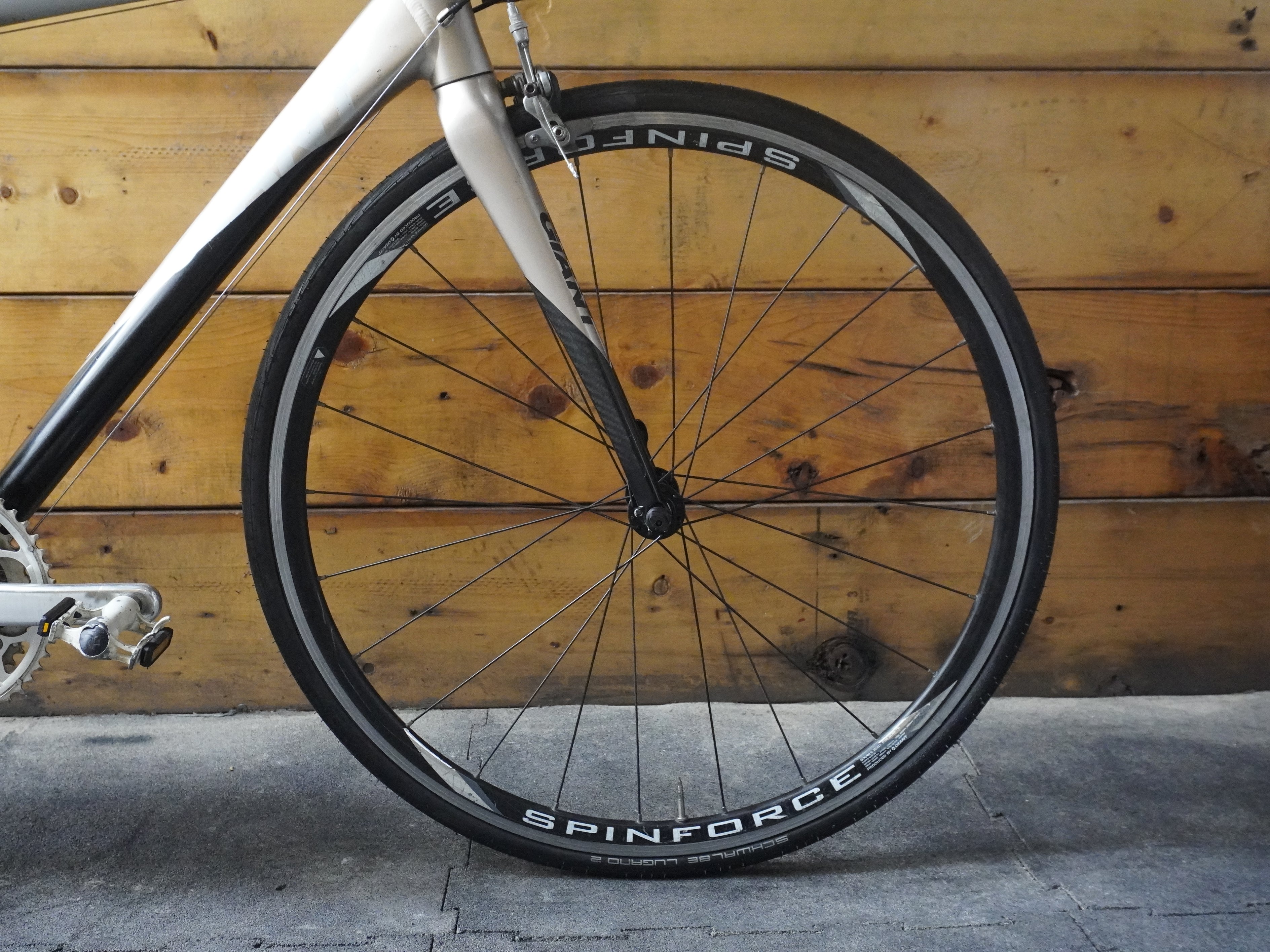 Giant Defy road bike