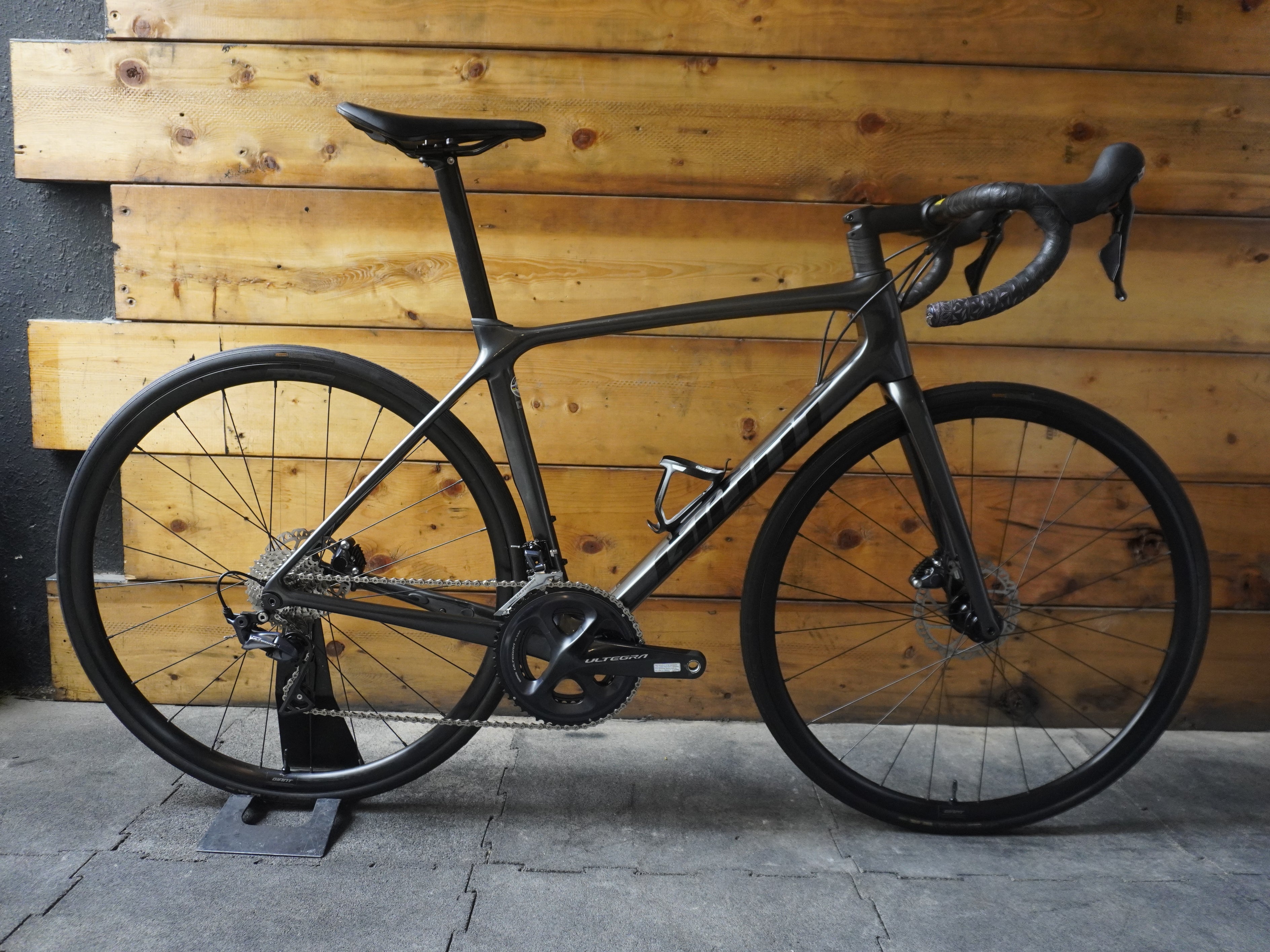 Giant TCR Advanced 1 Road Bike