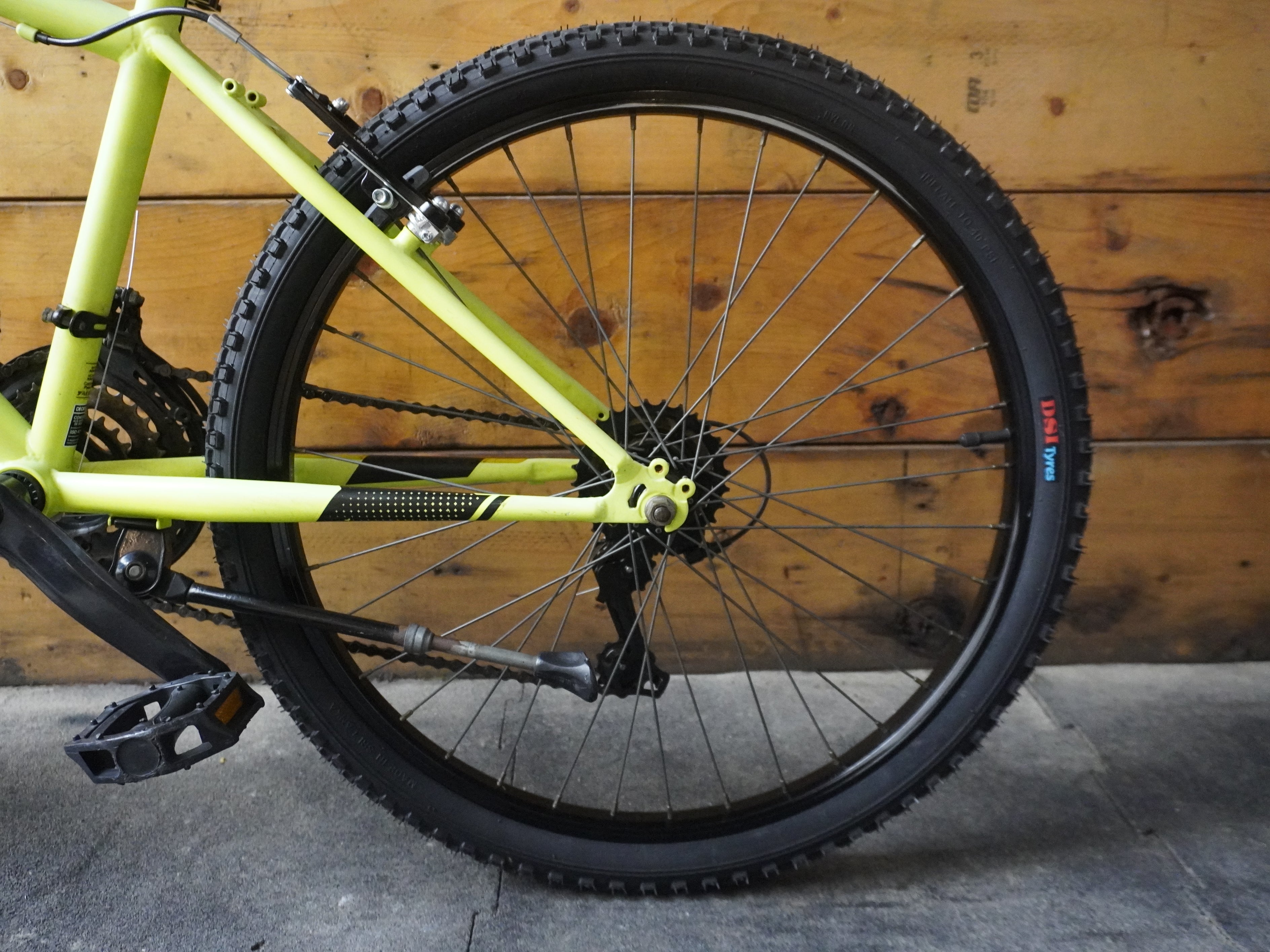 B-Twin RockRider 500 Kids Bike