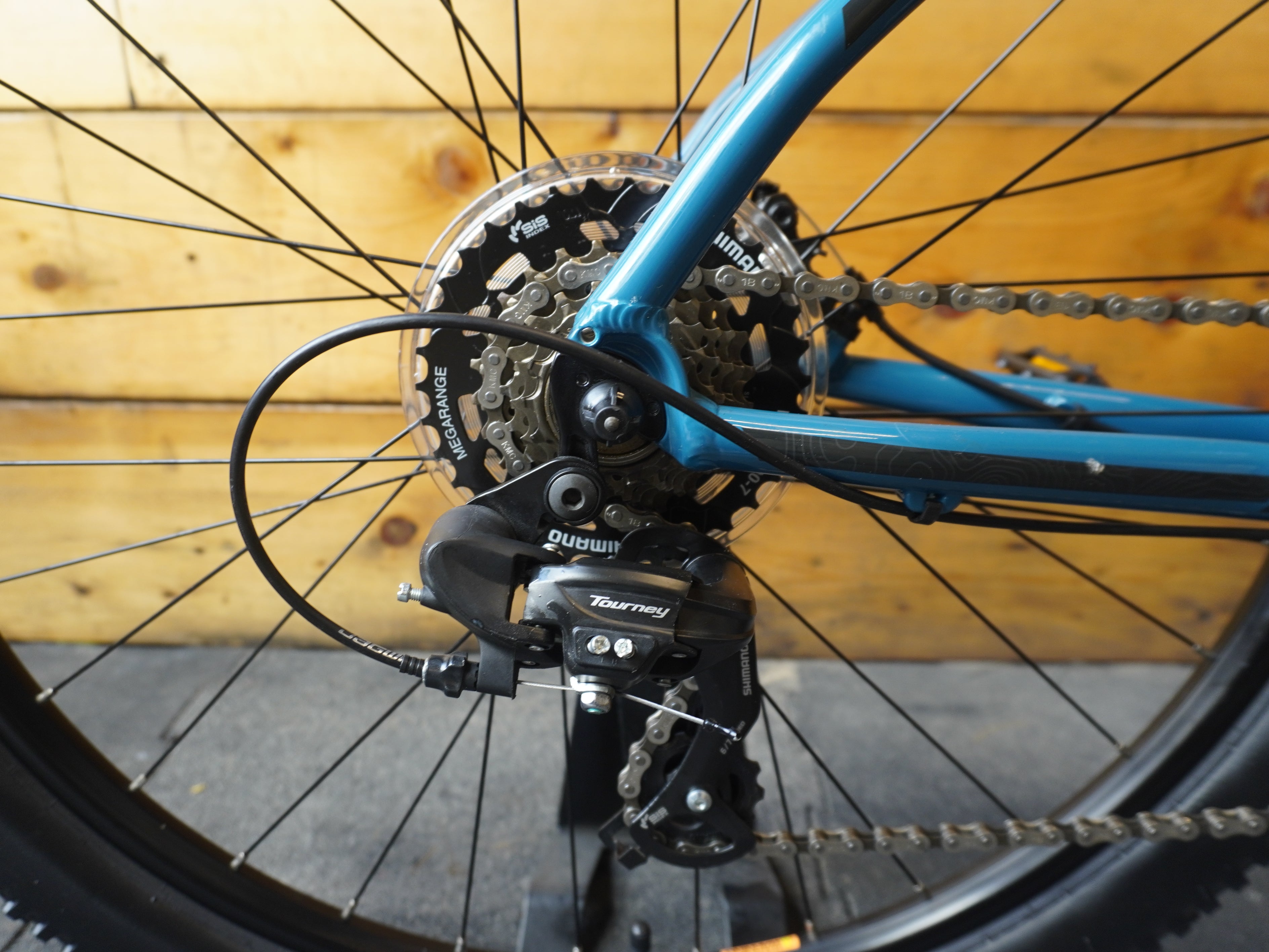 RENT Fuji Nevada One.9 Mountain Bike