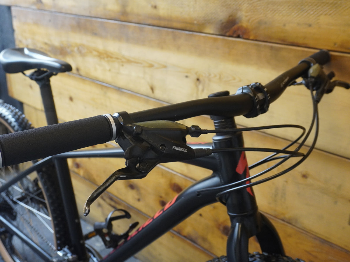 Specialized Pitch 27.5 Mountain Bike