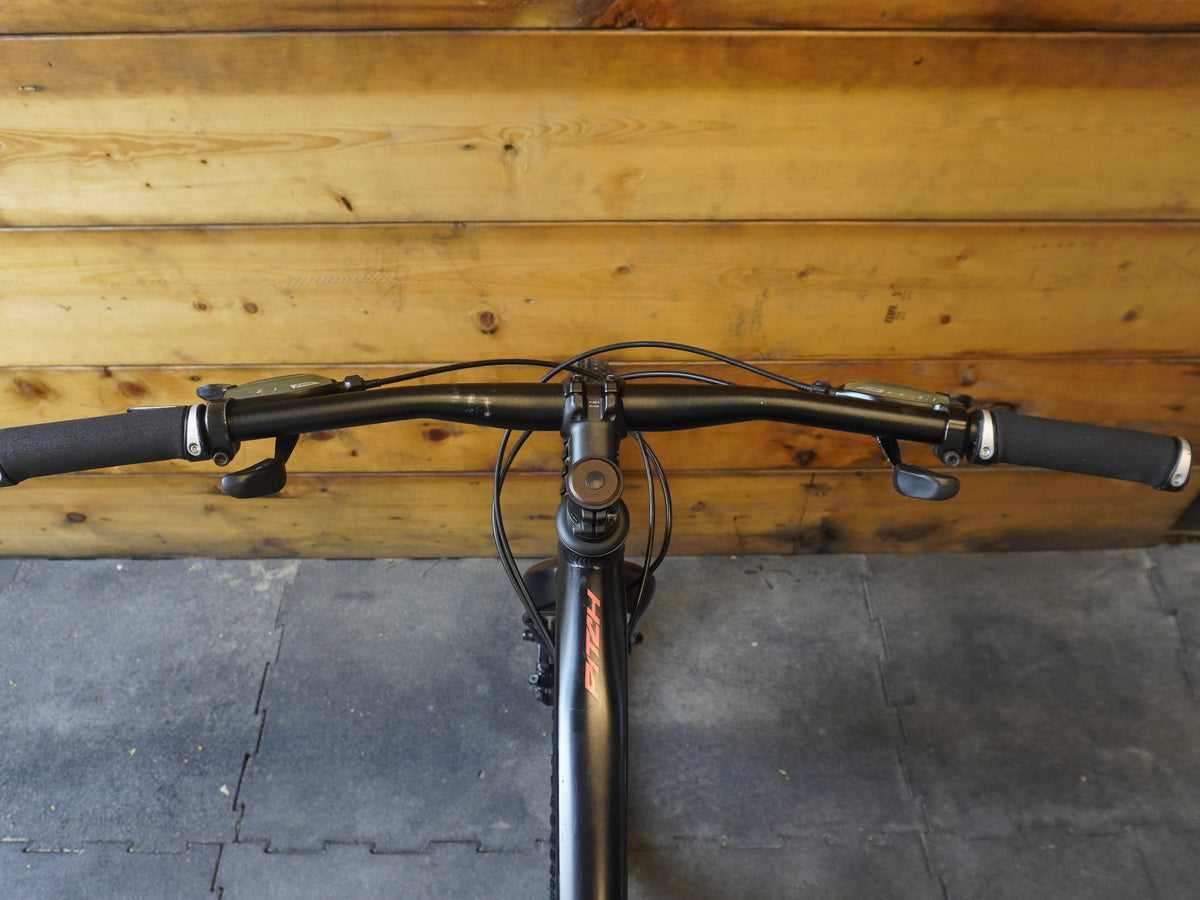 Specialized Pitch 27.5 Mountain Bike