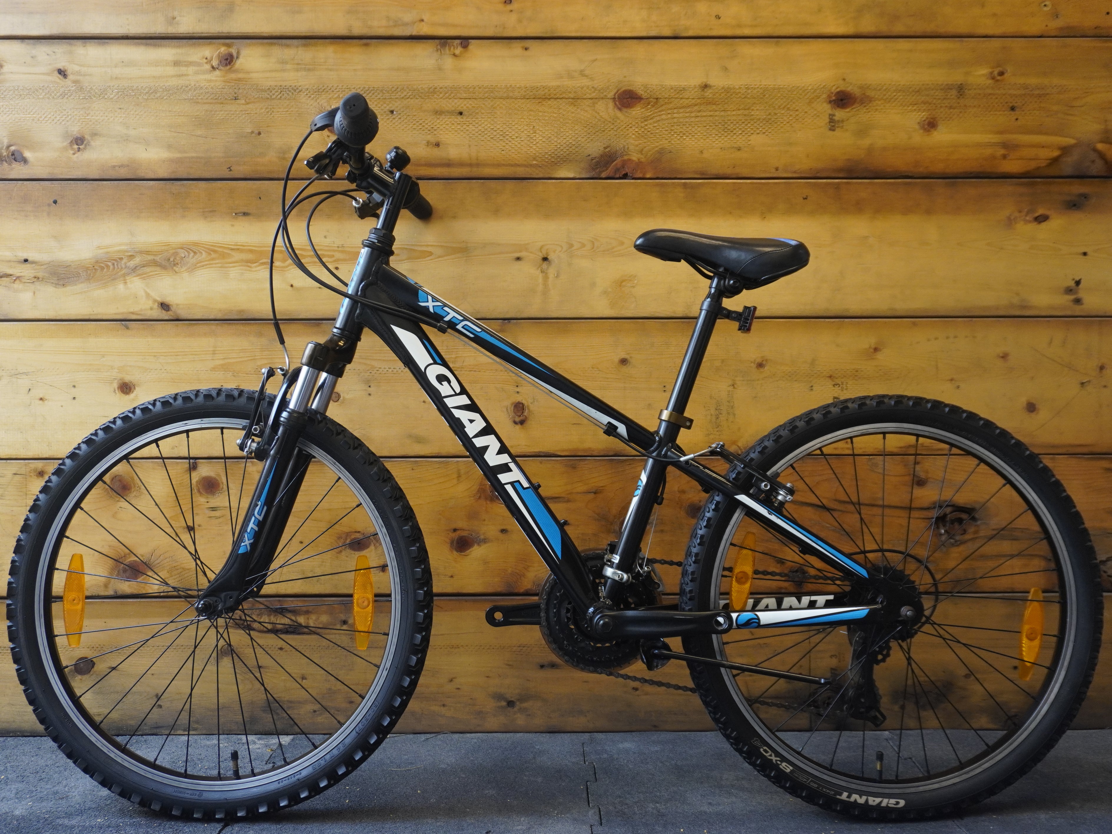 Giant XTC JR 2 24" Kids Bike
