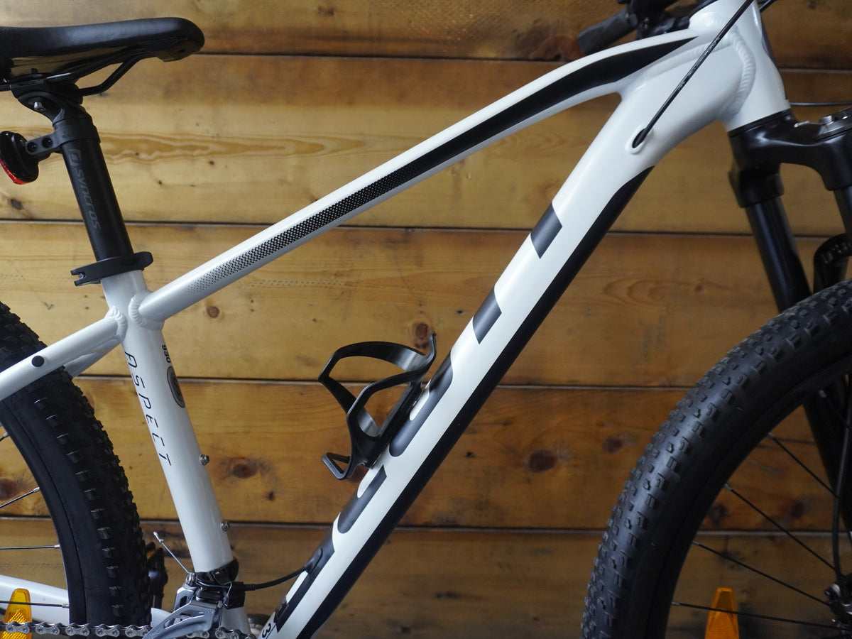 Scott Aspect 930 Mountain Bike