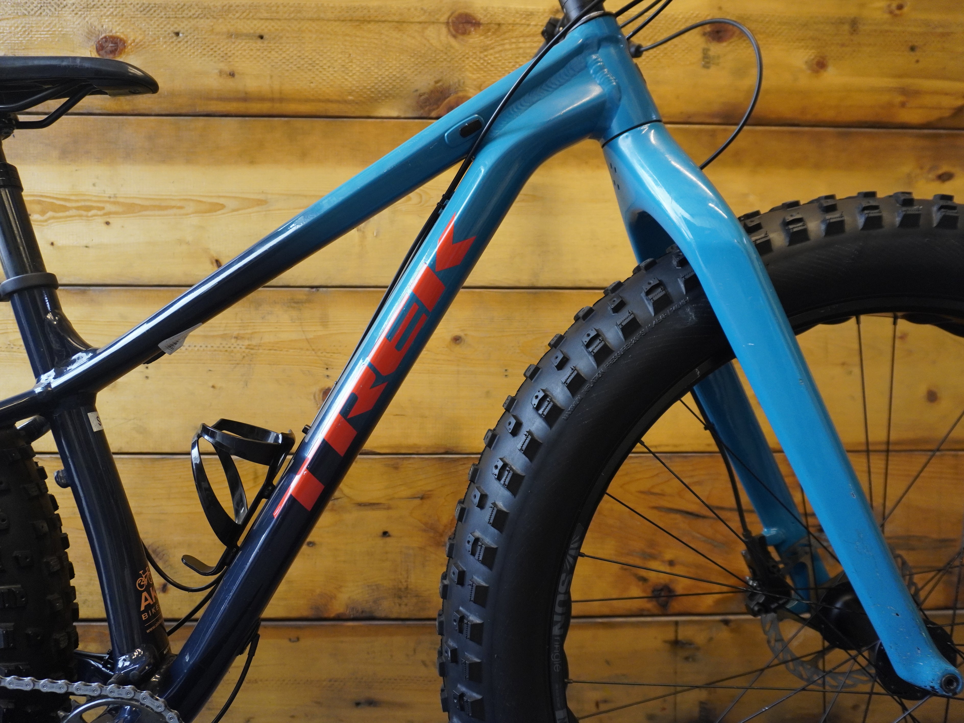 RENT Trek Farley 5 Fat Bike