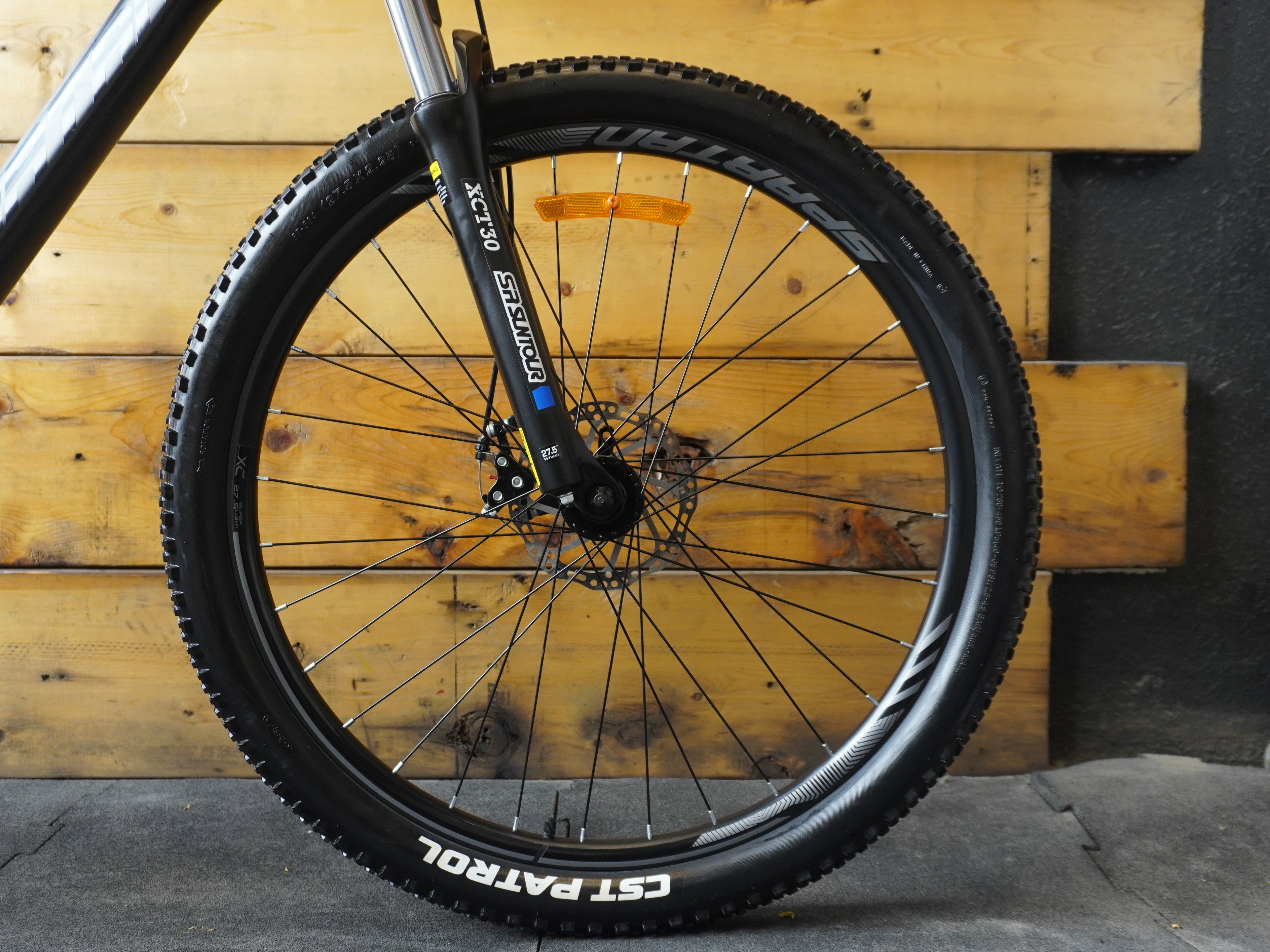 RENT Spartan Aline 27.5" Hardtail Mountain Bike