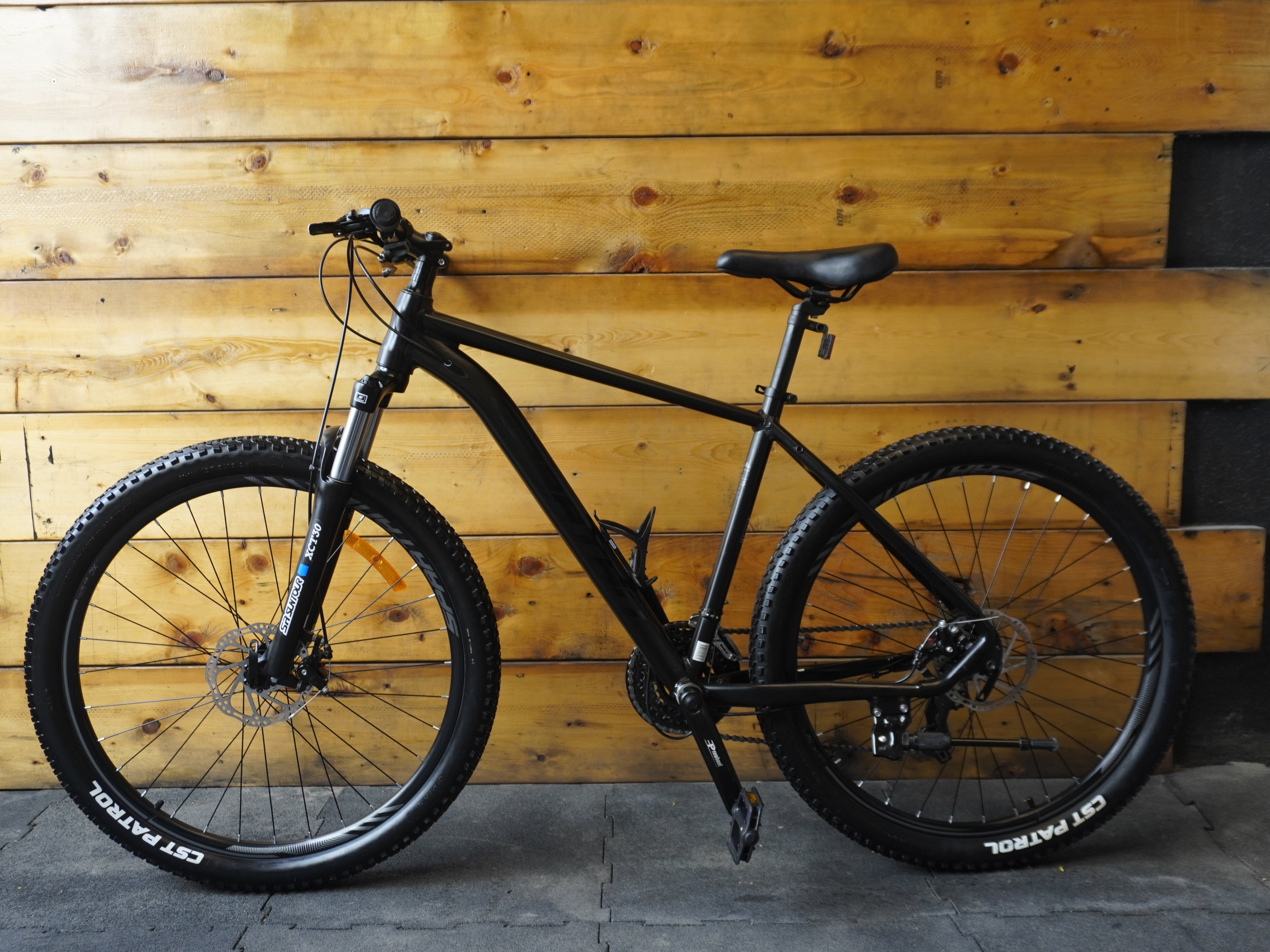 RENT Spartan Aline 27.5" Hardtail Mountain Bike